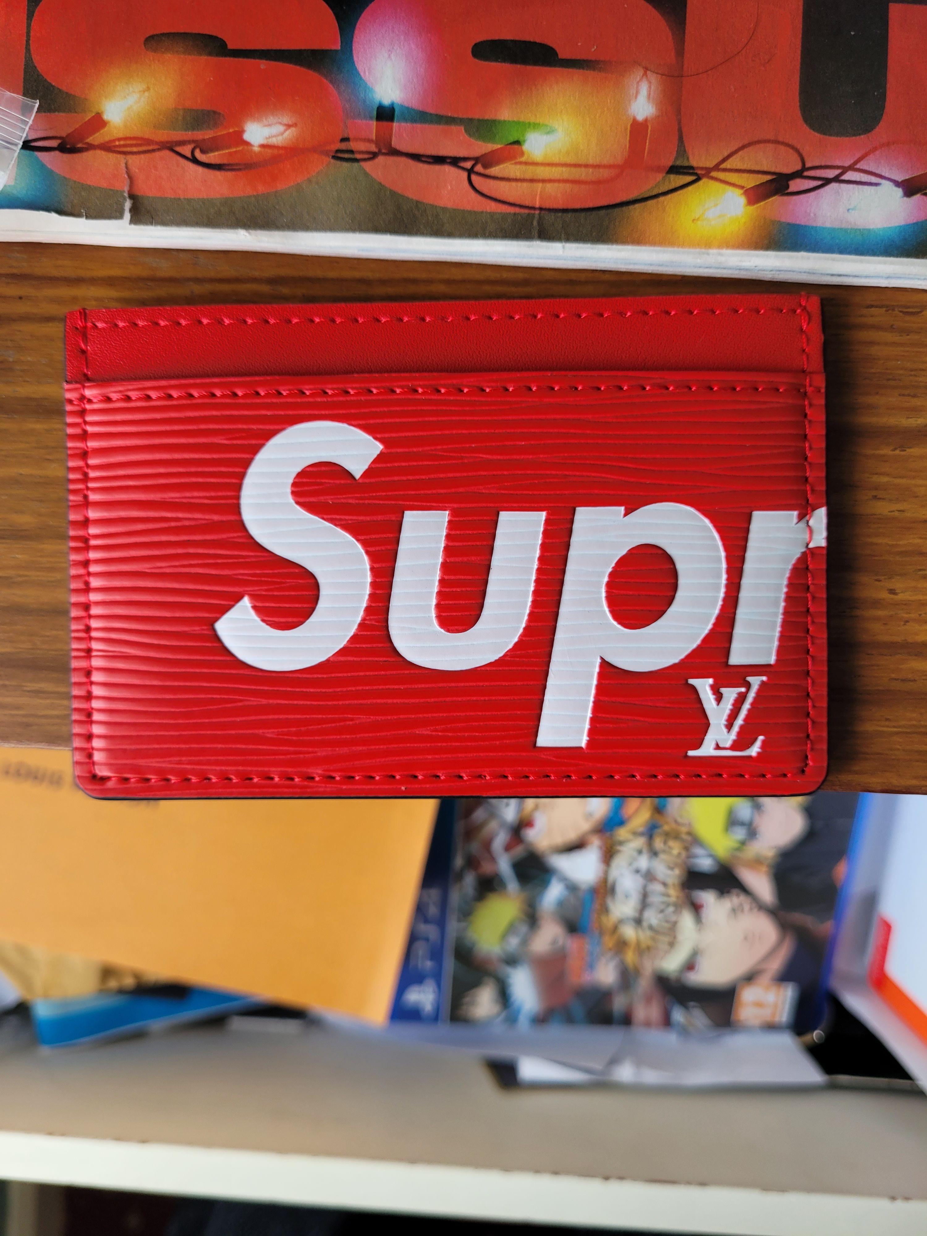 Louis Vuitton Supreme x LV Porte-Cartes Red leather