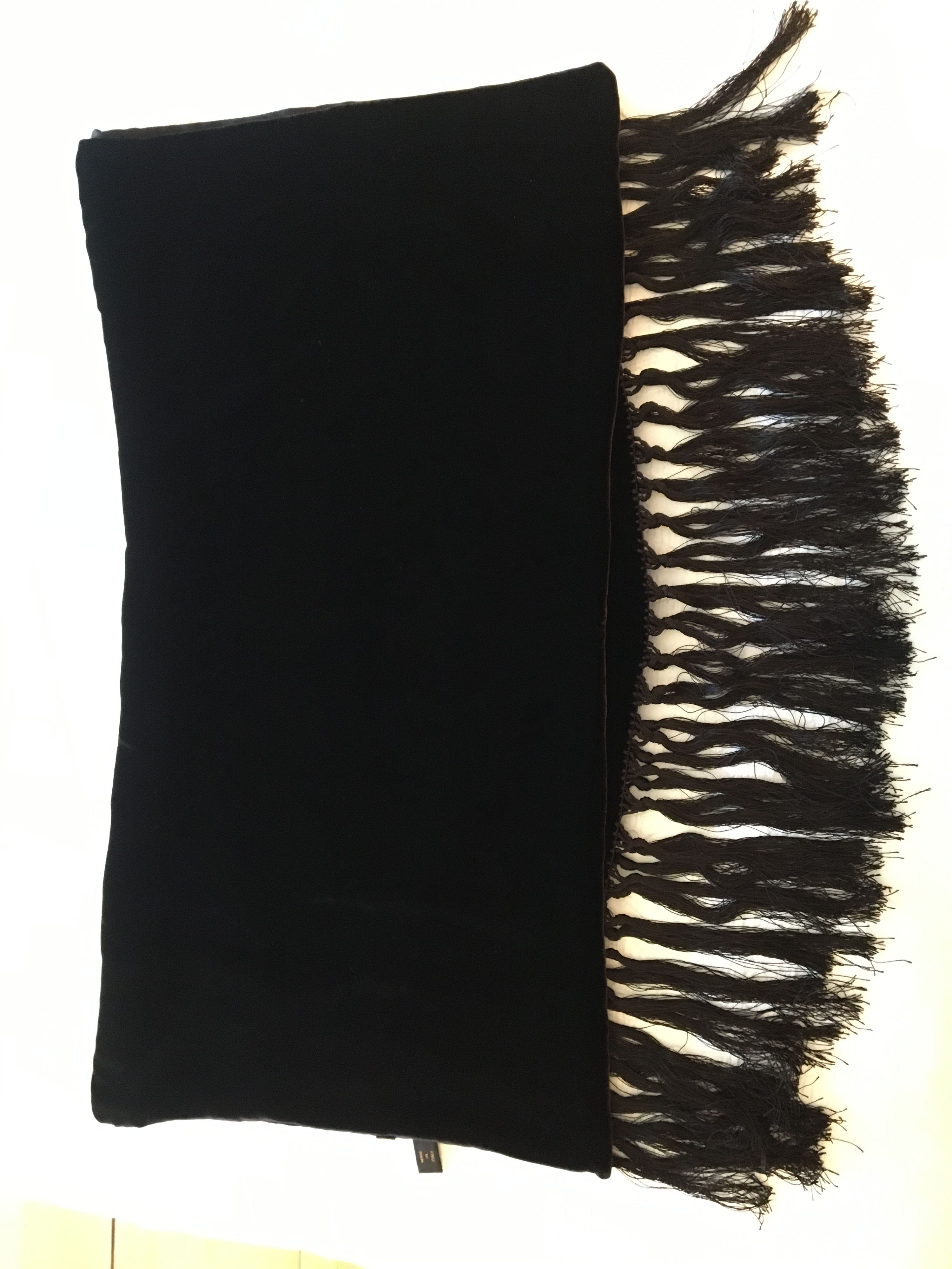 Preowned Loro Piana Black Velvet Fringed Shawl Size XL silk/viscose