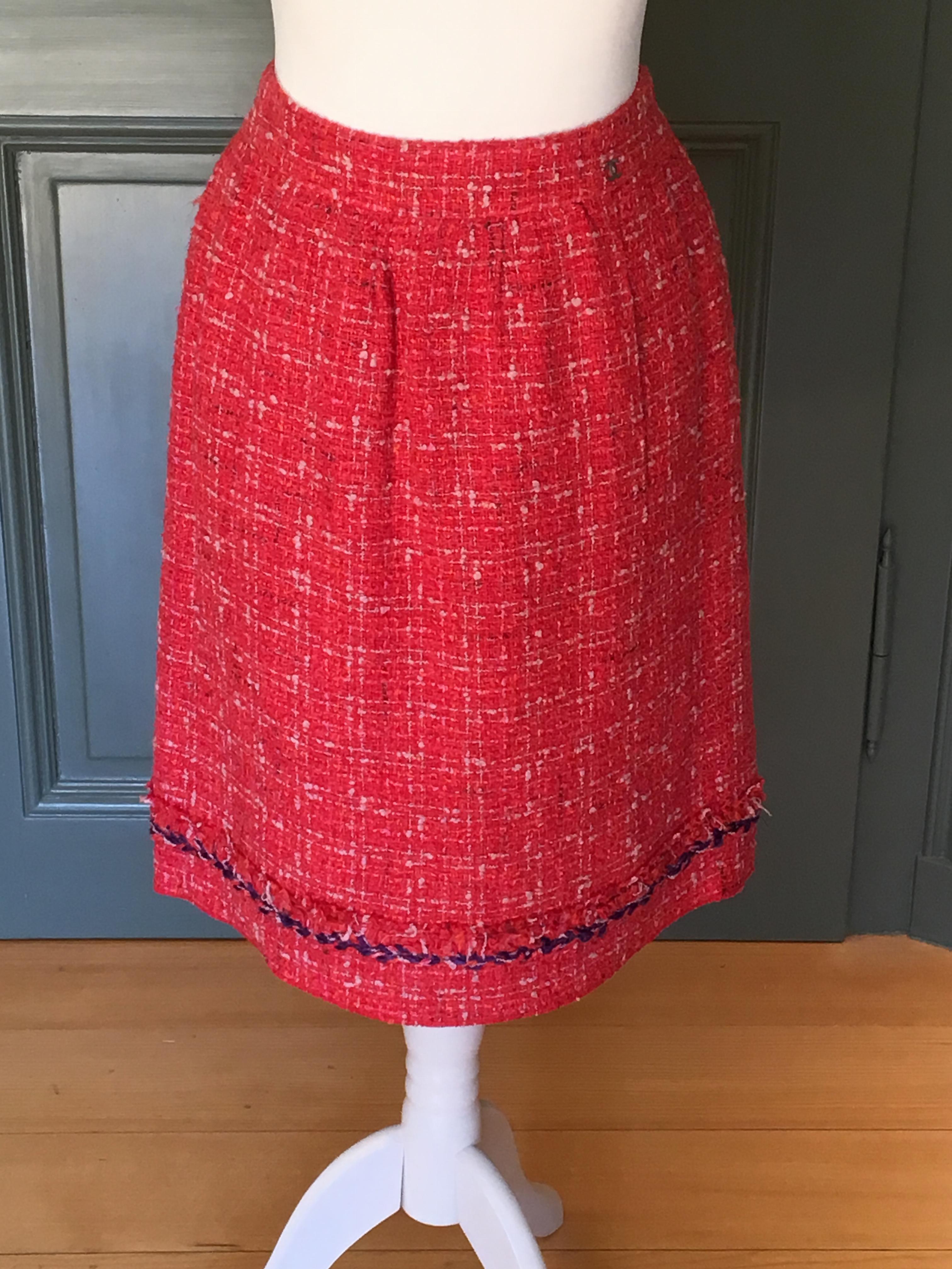 Preowned Chanel Red Tweed Boucle Skirt Size S Pink cotton