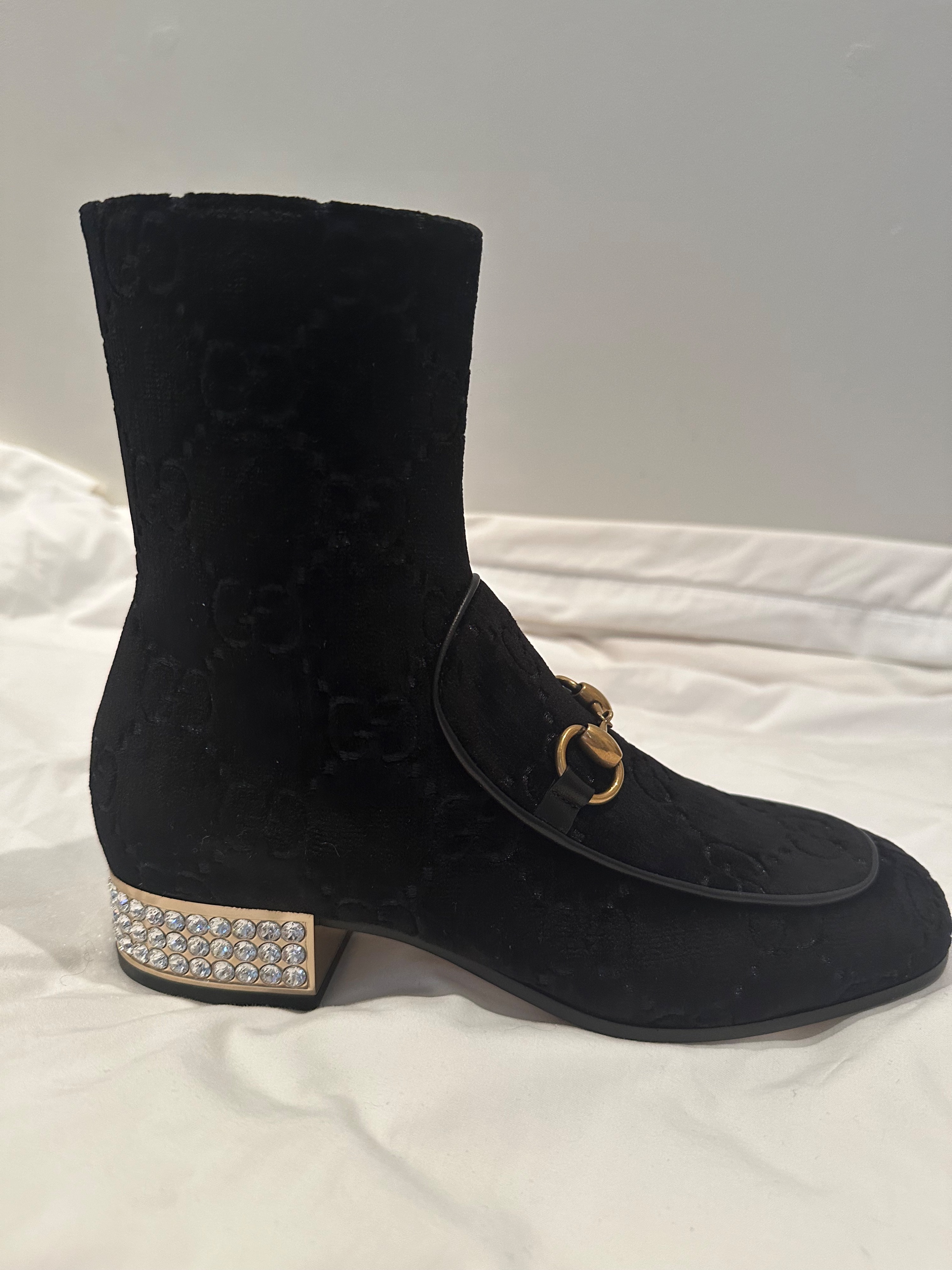 Gucci Black Velvet Horsebit Boots with Crystal Detail Size 37 Black with brass horse bit and diamanté