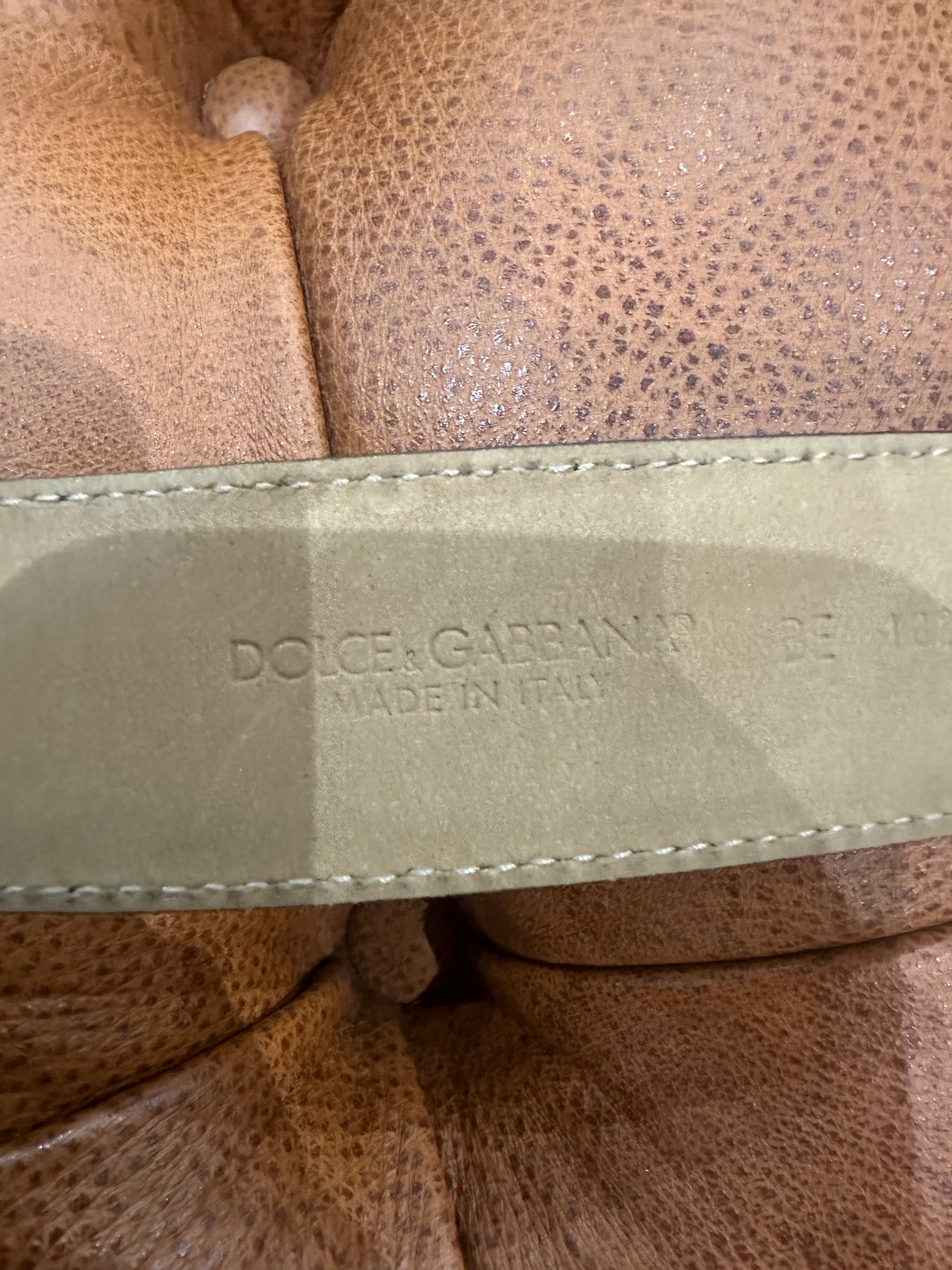 Preowned Dolce  Gabbana Black Leather DG Belt Size XS