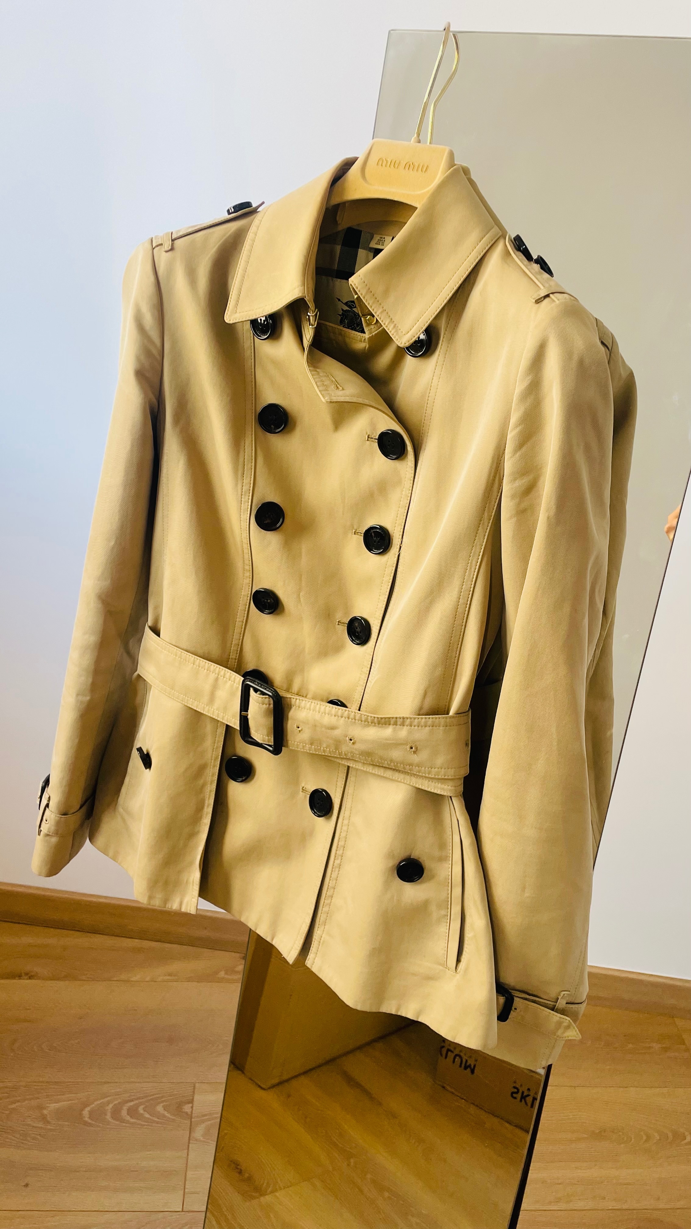 Preowned Burberry the Kensington Short Trench Coat Size S Camel viscose