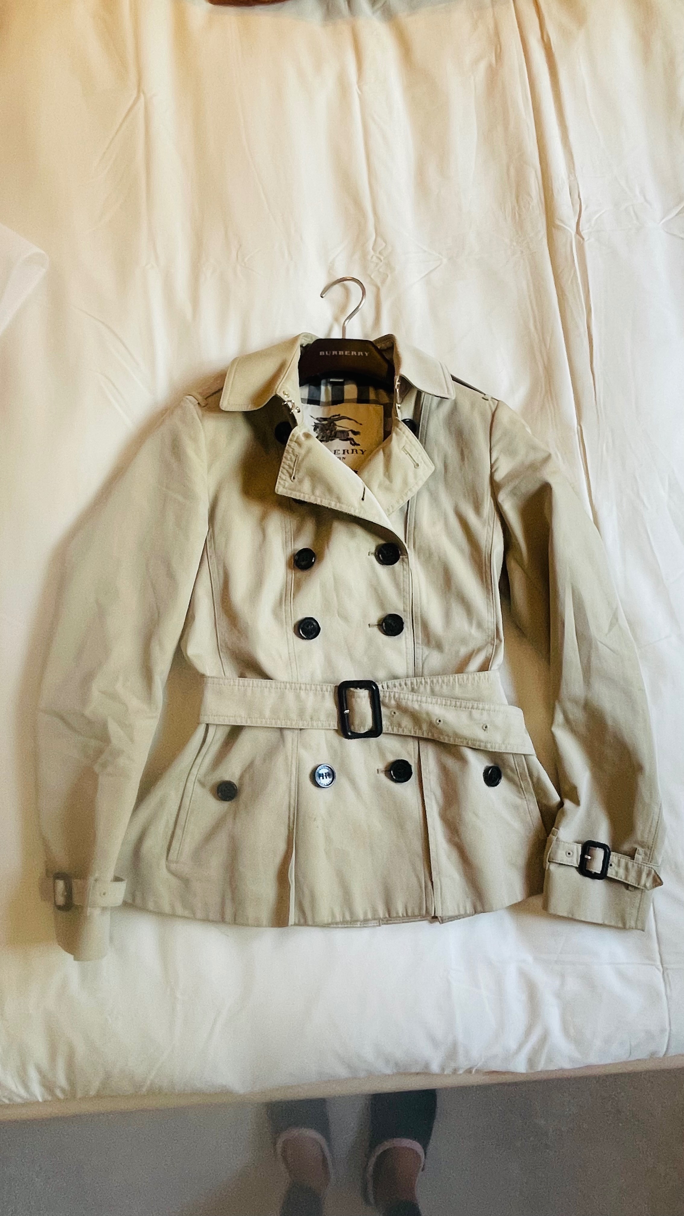 Preowned Burberry the Kensington Short Trench Coat Size S Camel viscose