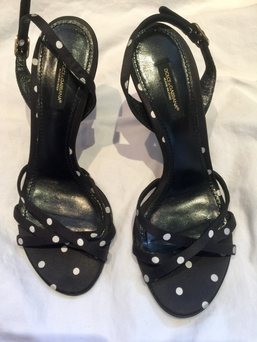 Preowned Dolce  Gabbana Black Polka Dot Sandals Size 37 Black  White leather