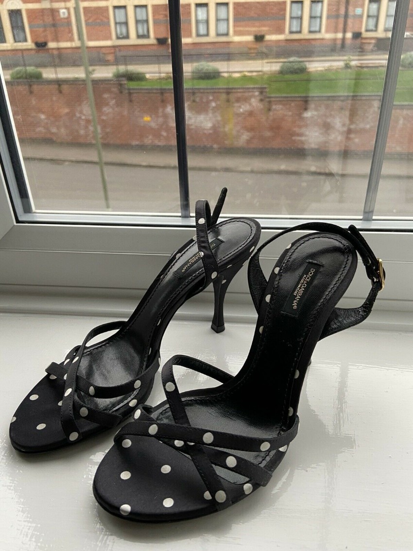 Preowned Dolce  Gabbana Black Polka Dot Sandals Size 37 Black  White leather