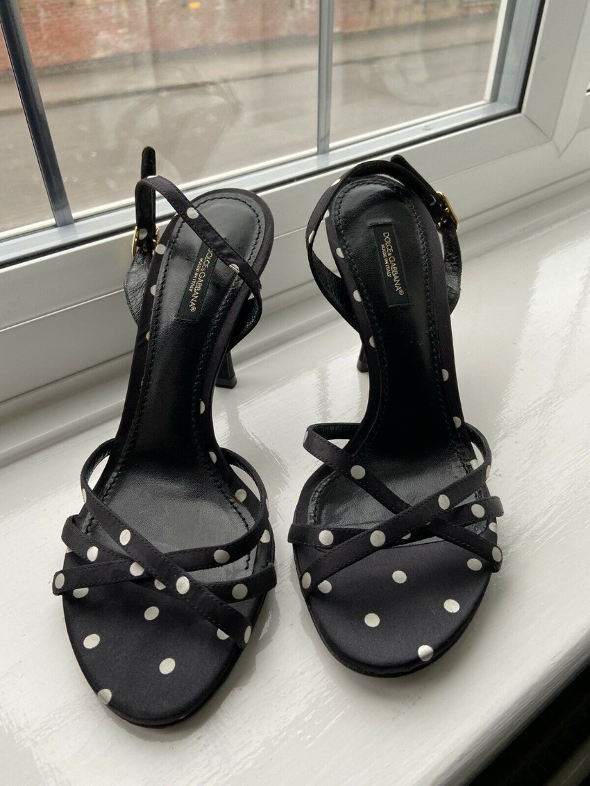 Preowned Dolce  Gabbana Black Polka Dot Sandals Size 37 Black  White leather