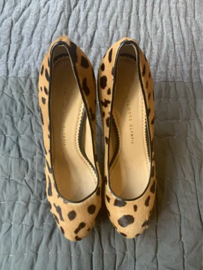 Preowned Charlotte Olympia Leopard print pony hair Dolly platform heeled pumps Size 395 eel