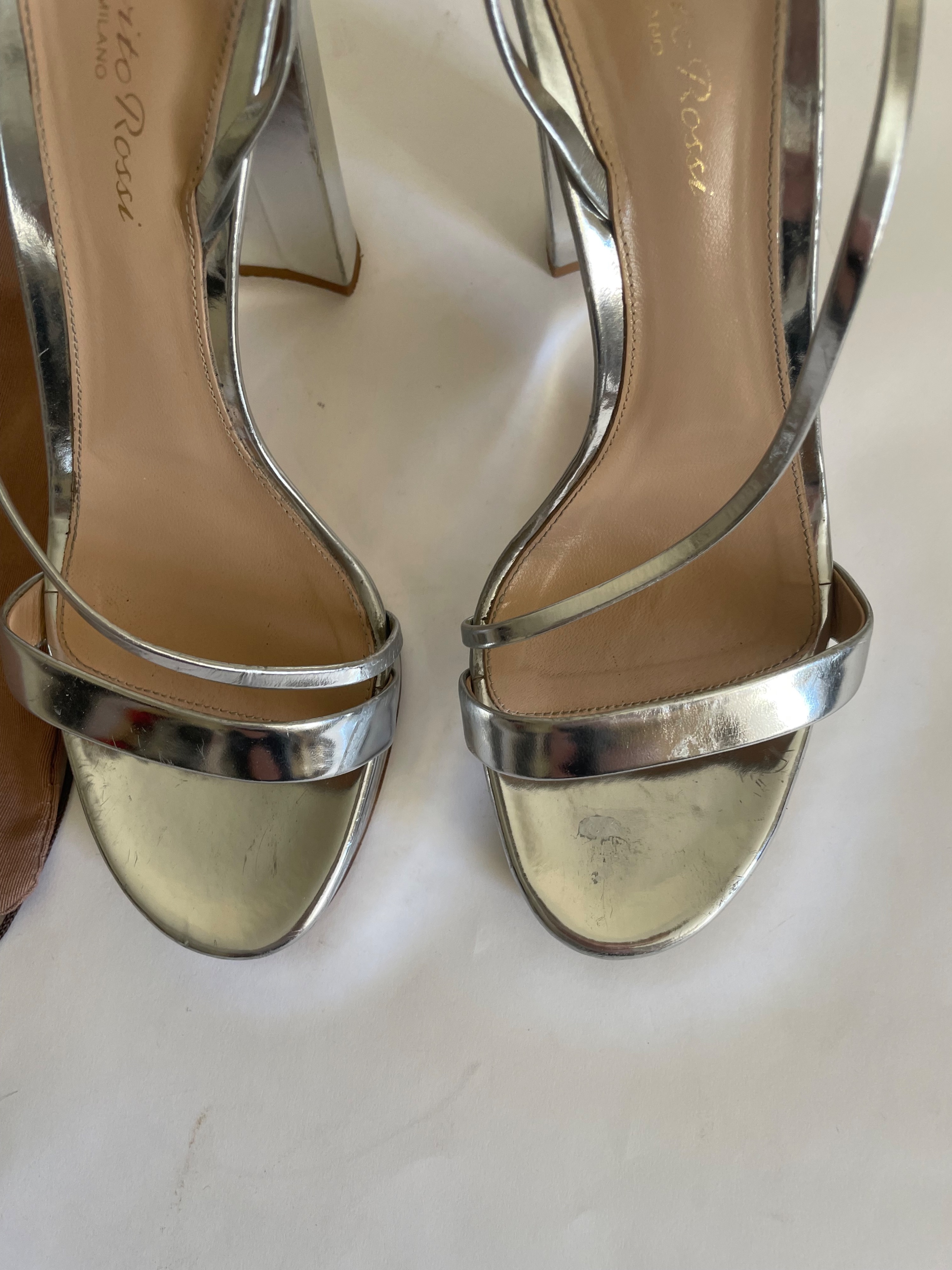 Preowned Gianvito Rossi Kimberly leather platform sandals Size 385 Silver