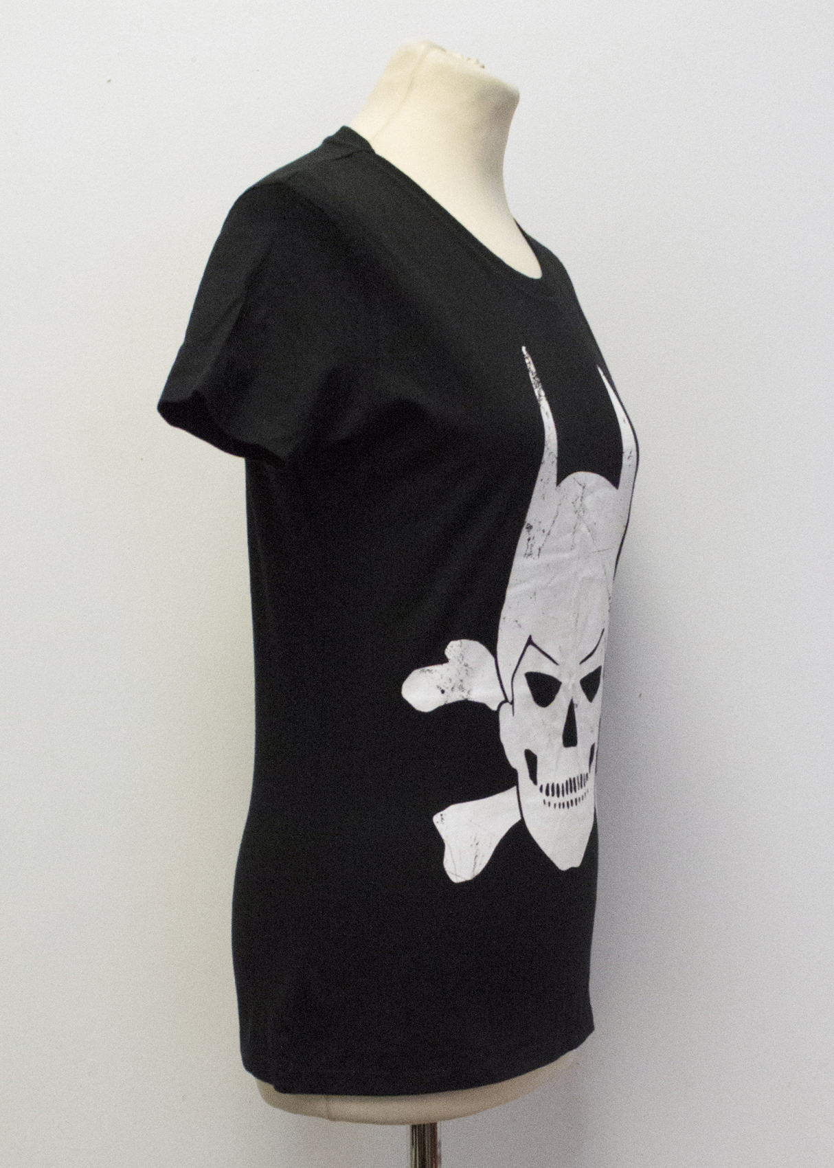 Black Bat Skull T Shirt Size L cotton