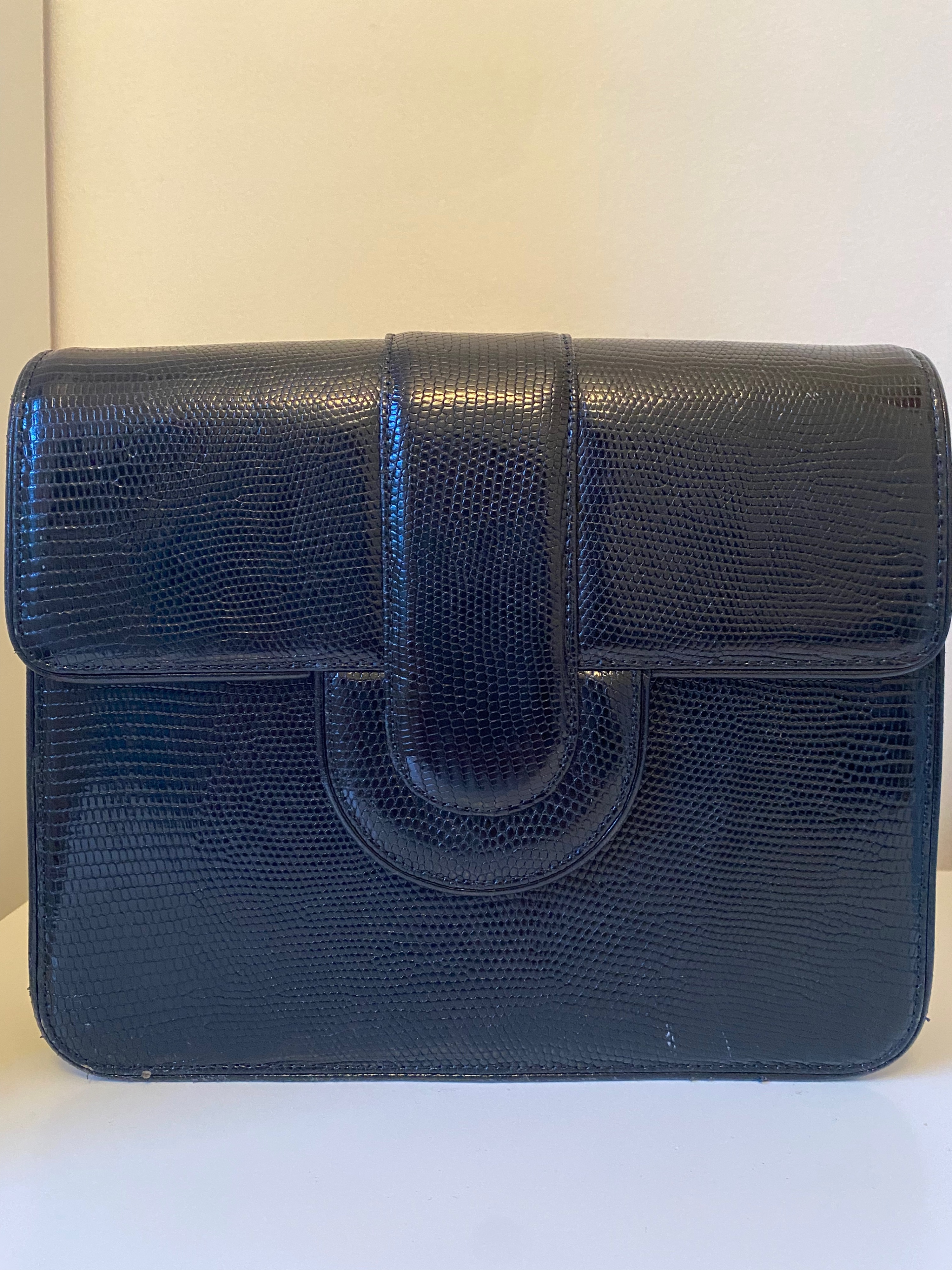 Preowned Saint Laurent Vintage Black Lizard Embossed Patent Leather Bag