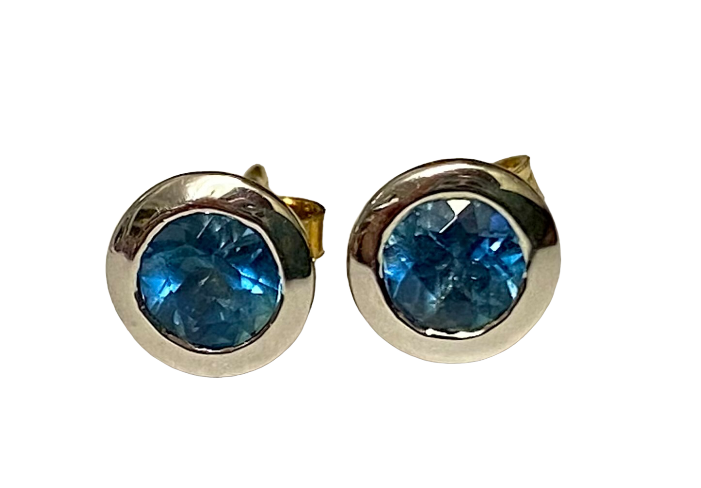 Preowned 18ct Yellow Gold Aquamarine Earrings