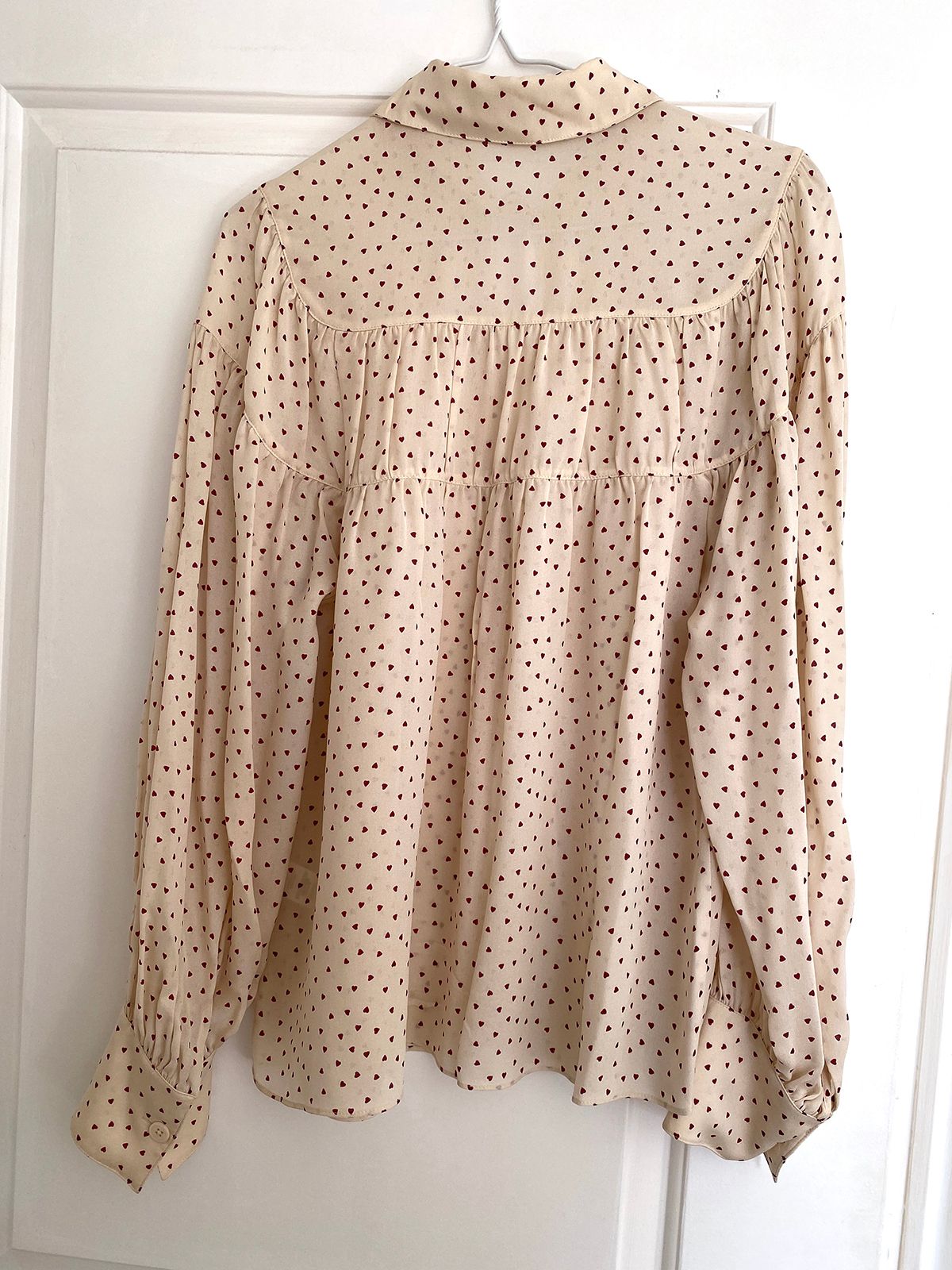 Preowned Joseph Cream heart print crepe blouse Size M Ecru silk