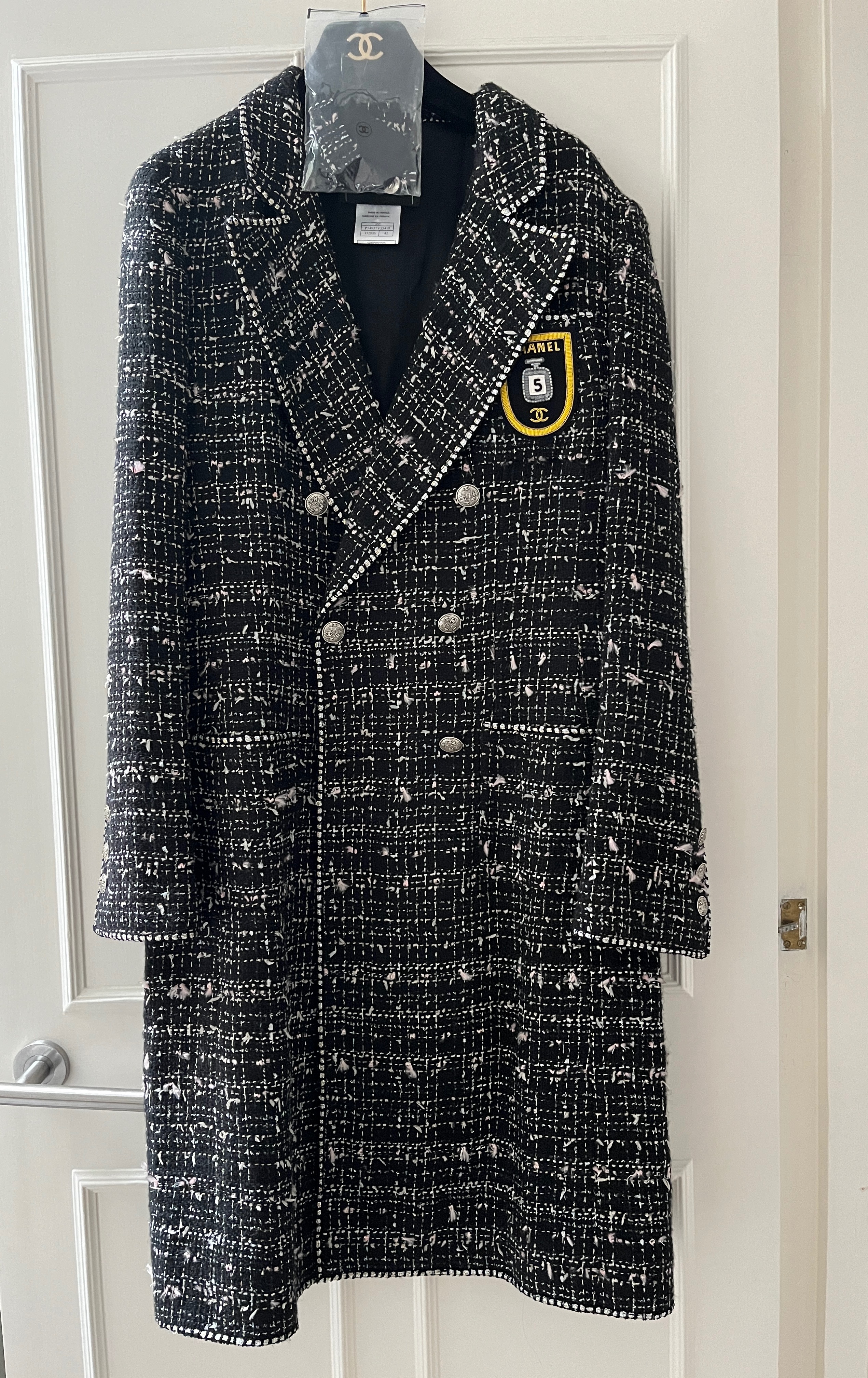 Preowned Chanel Iconic Perfume Bottle Patch Tweed Coat Size L Black white