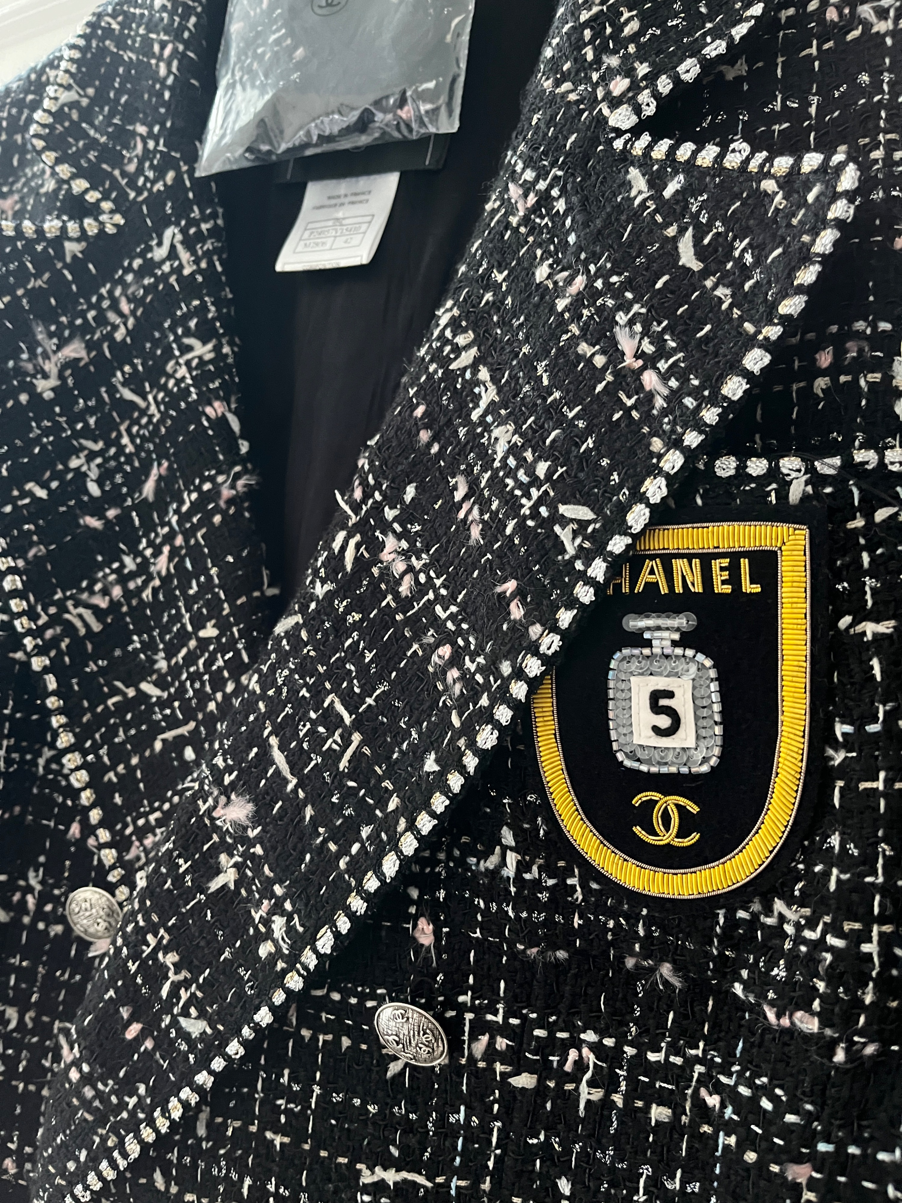 Preowned Chanel Iconic Perfume Bottle Patch Tweed Coat Size L Black white