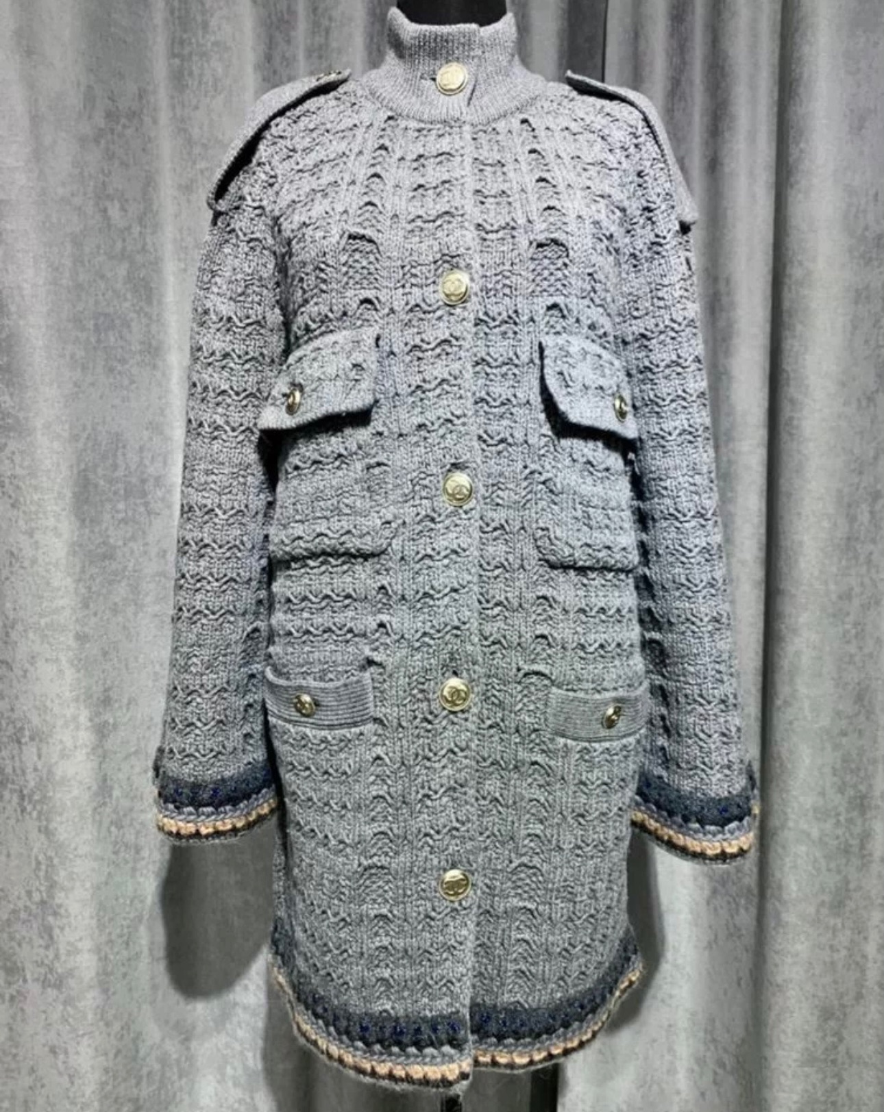 Chanel Grey Oversize Tweed Coat Size S wool/cashemere