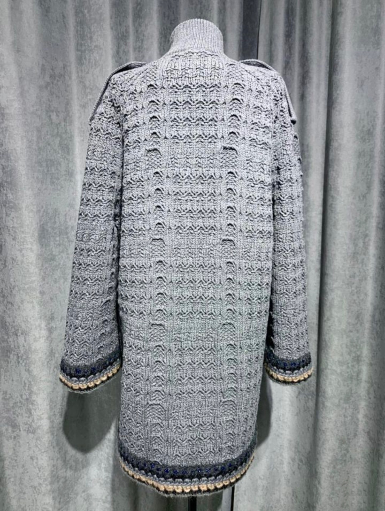 Chanel Grey Oversize Tweed Coat Size S wool/cashemere