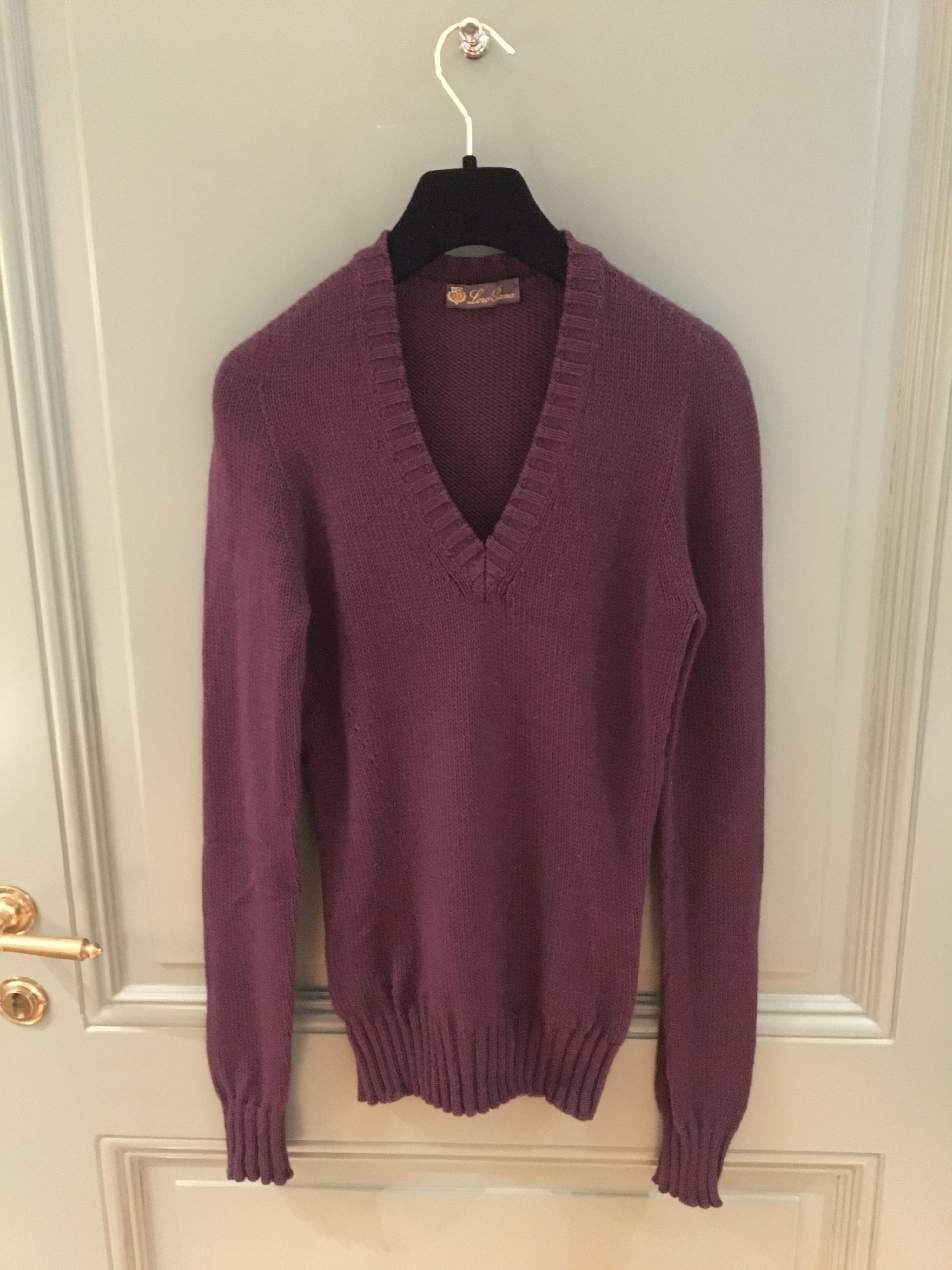 Loro Piana Aubergine Cashmere Blend V-Neck Jumper Size S Plum cashmere/silk