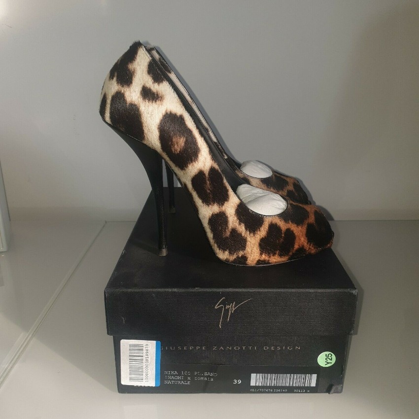 Preowned Guiseppe Zanotti Leopard Print Peep-Toe Pumps Size 39 Animal Print fur