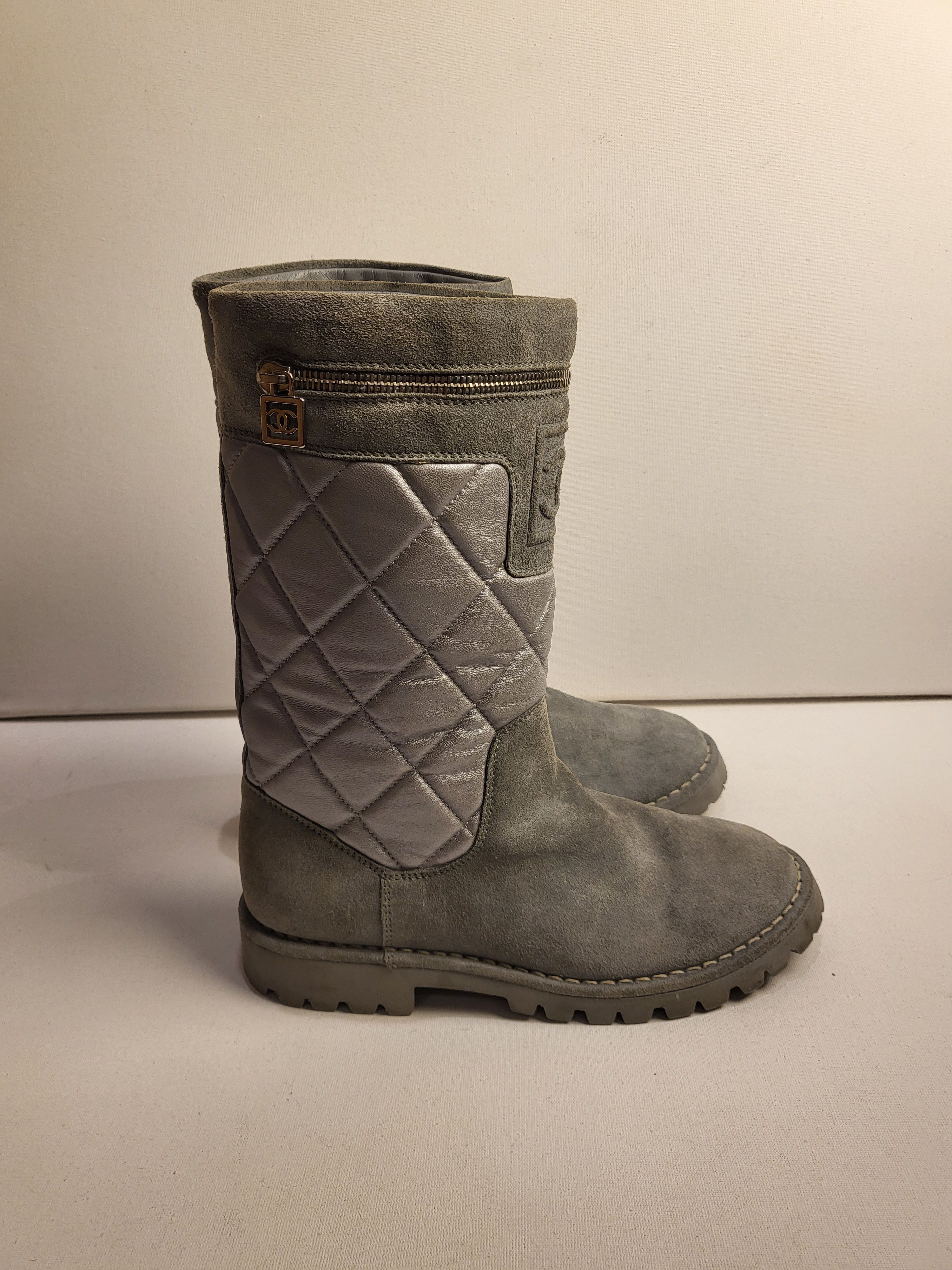 Preowned Chanel Grey Coco Cocoon Engineer Boots Size 365 Gray leather/suede