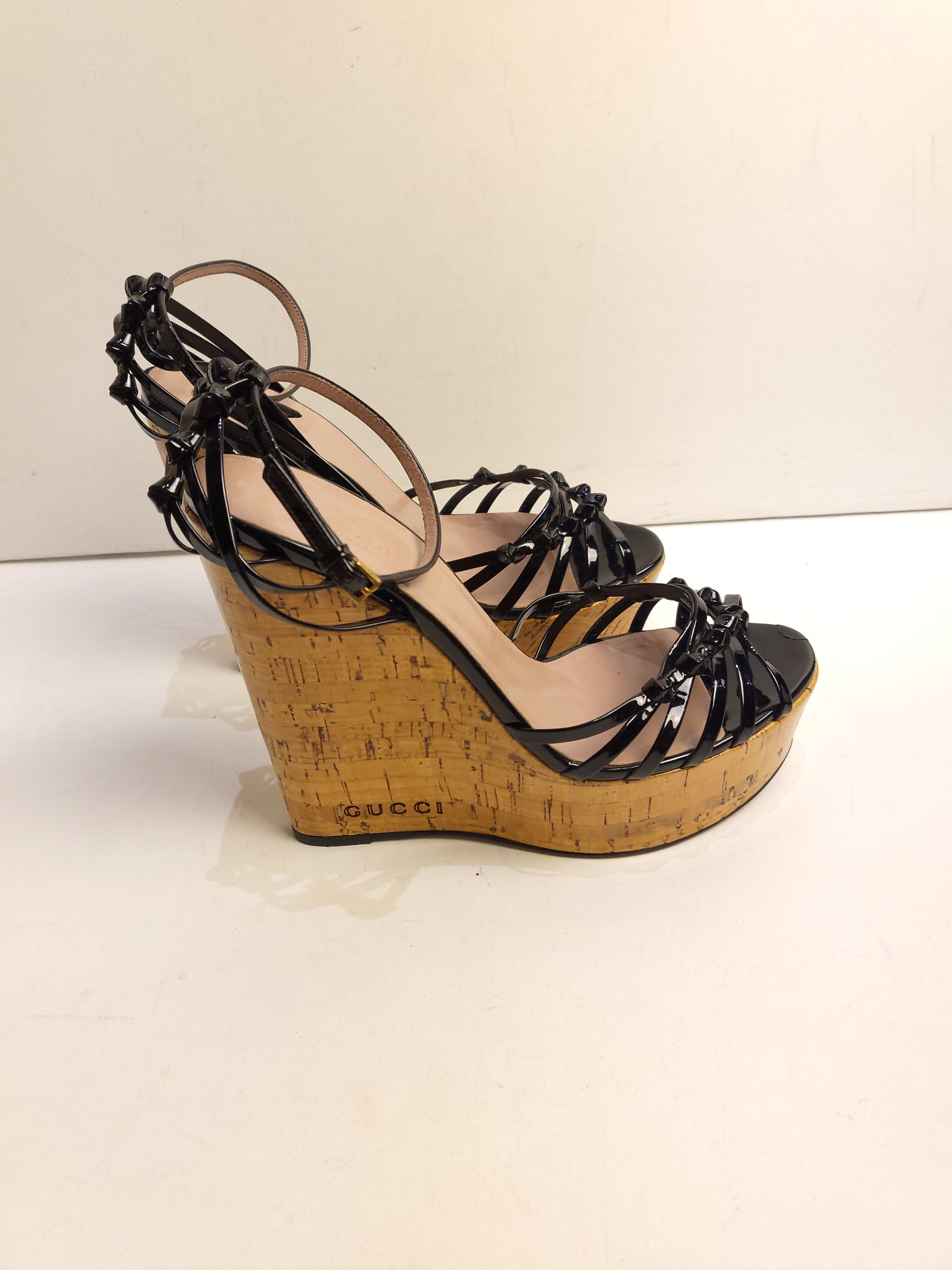 Preowned Gucci Black Patent Strappy Cork Wedges Size 385 leather