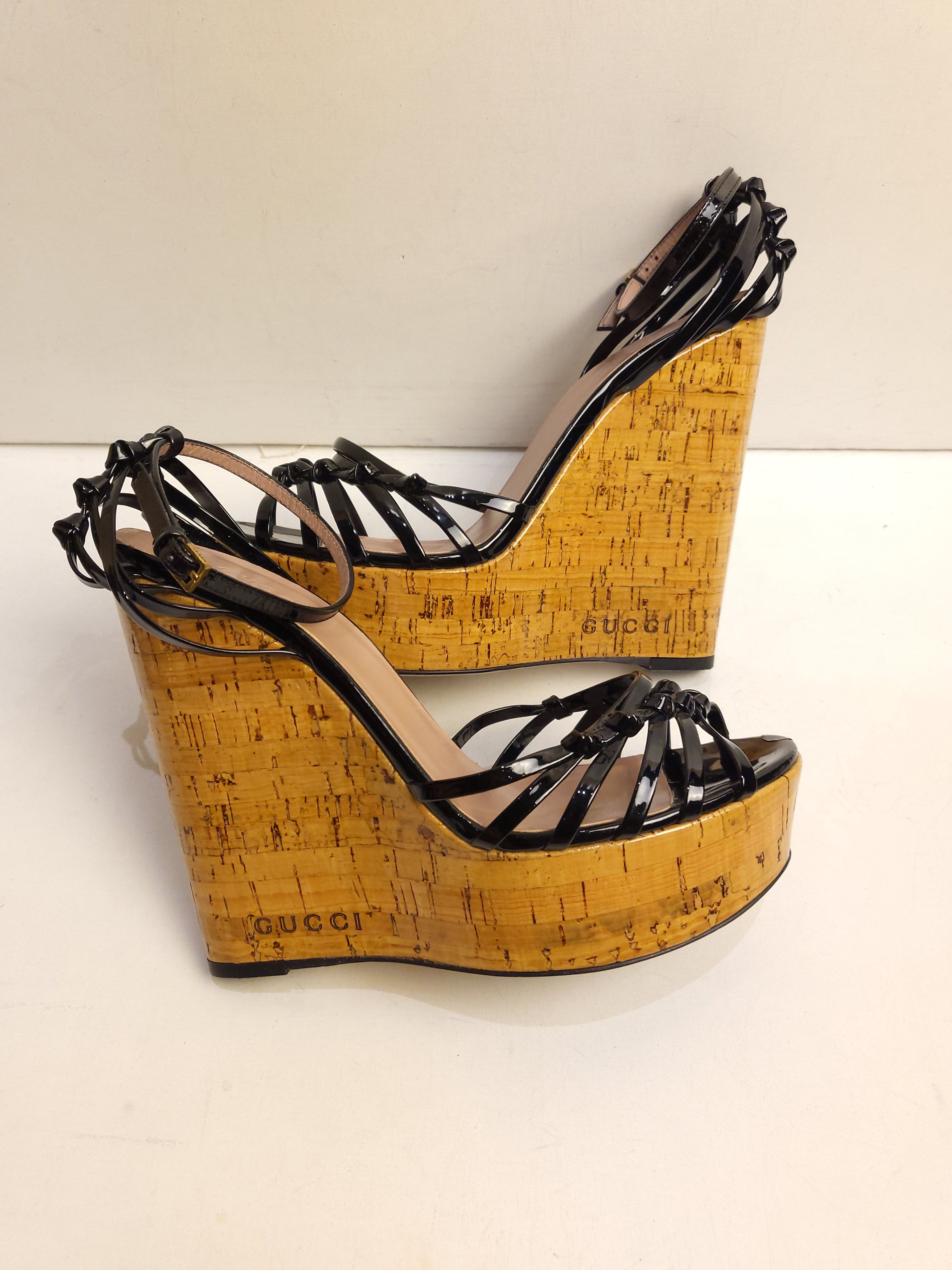 Preowned Gucci Black Patent Strappy Cork Wedges Size 385 leather