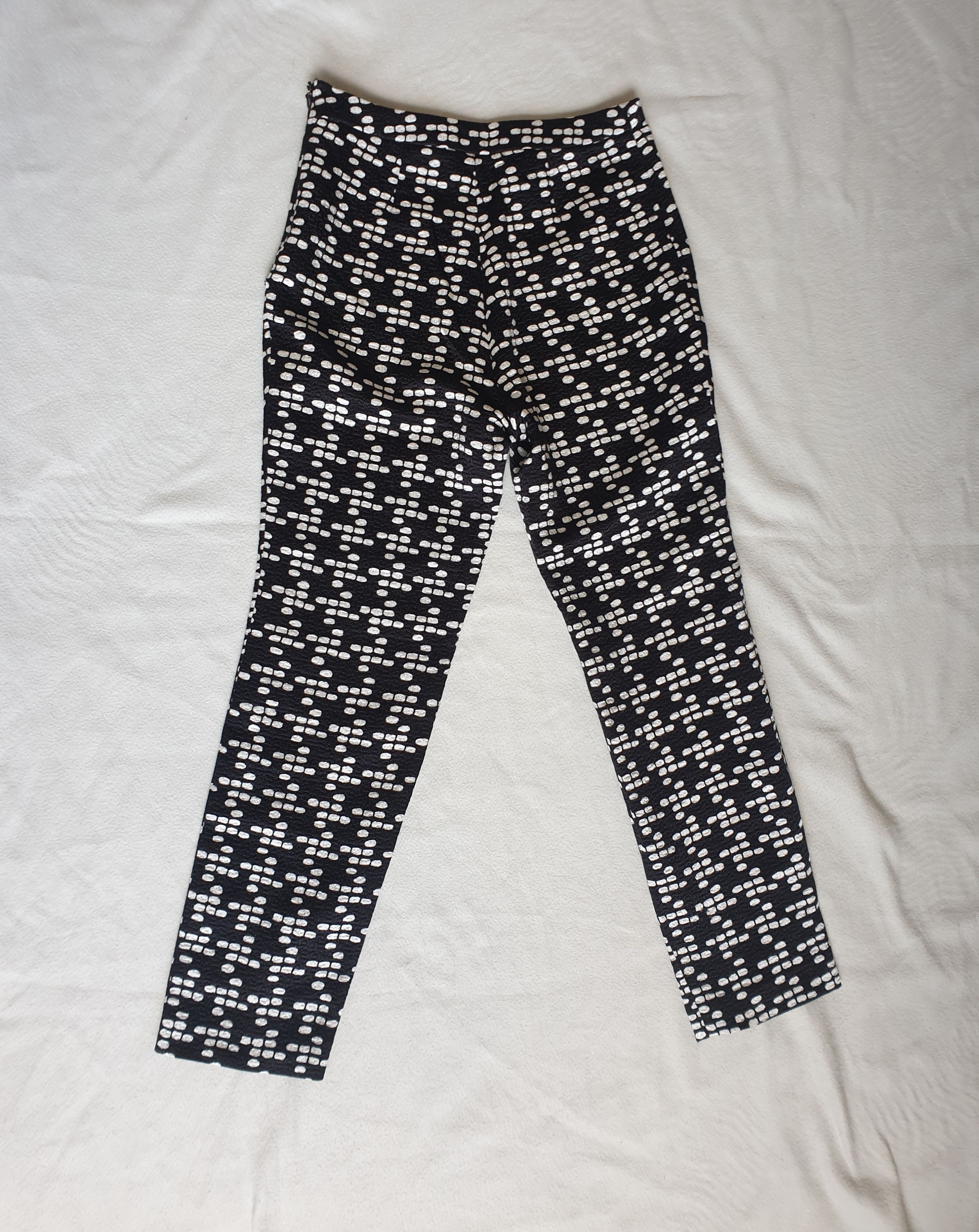 Preowned Carolina Herrera Geometric Print Trousers Size XS Black cotton