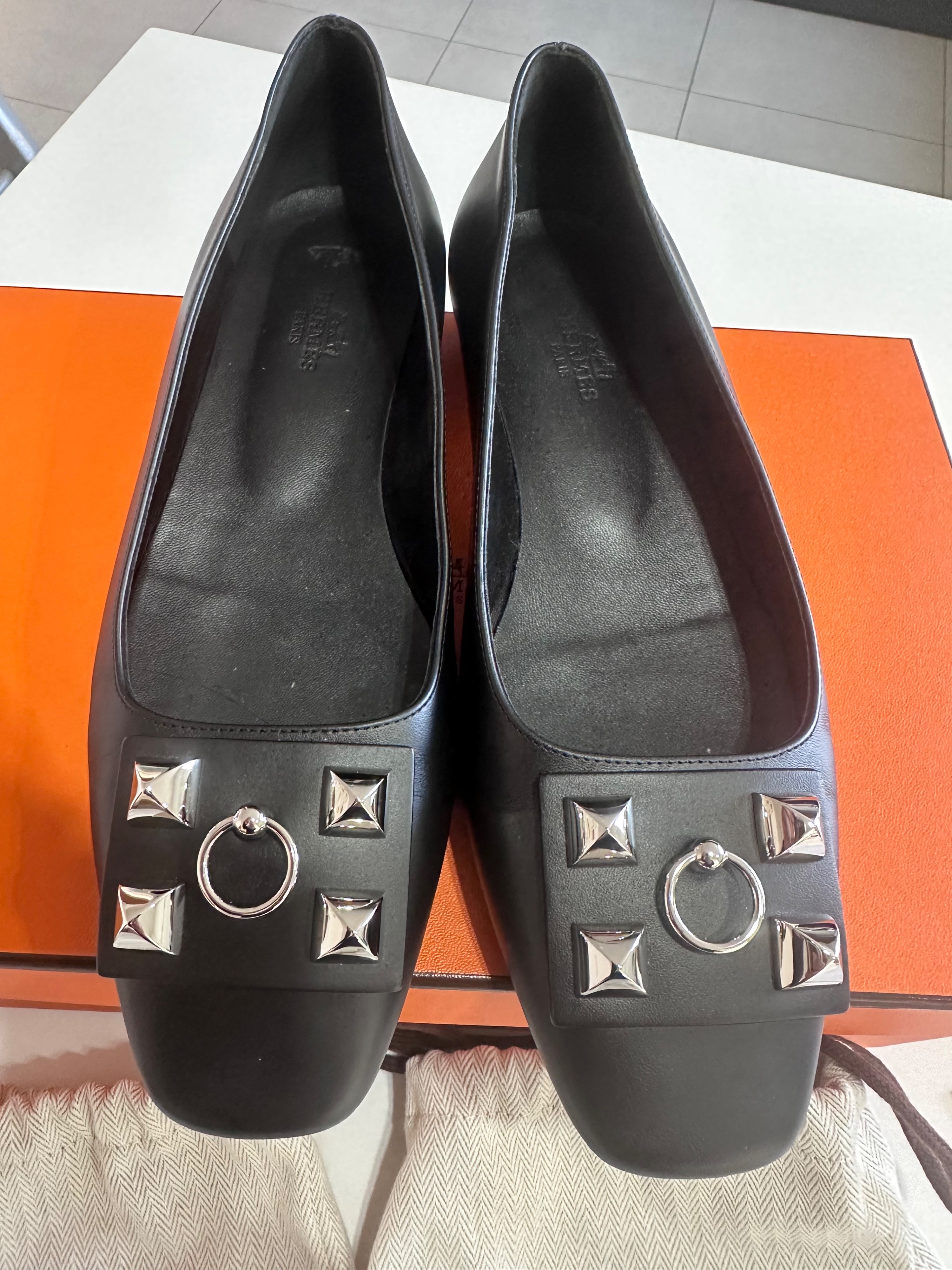 Preowned Hermes Black Danseuse Ballet Flats Size 37 leather