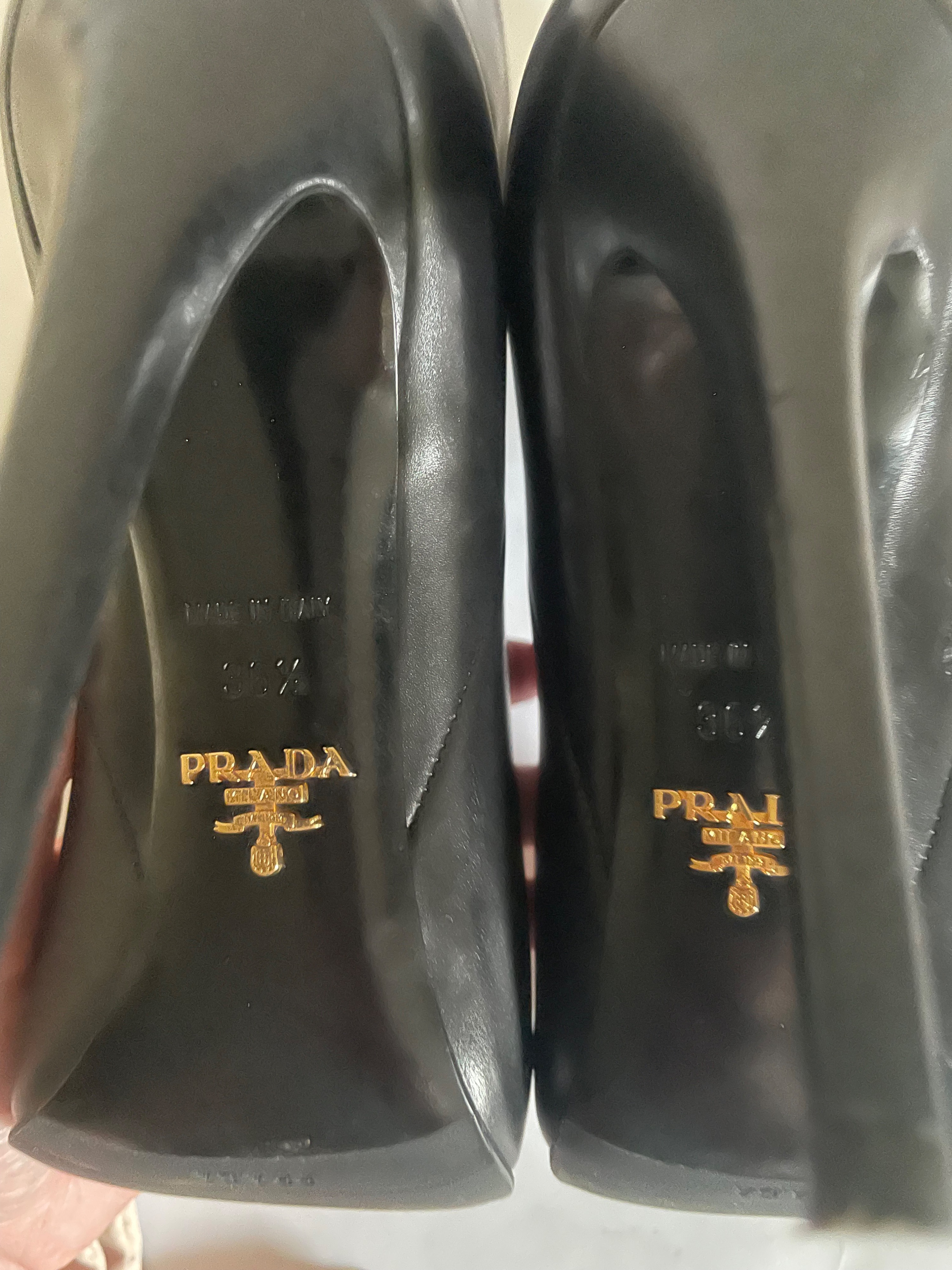 Preowned Prada Black Leather Ankle Boots Size 365