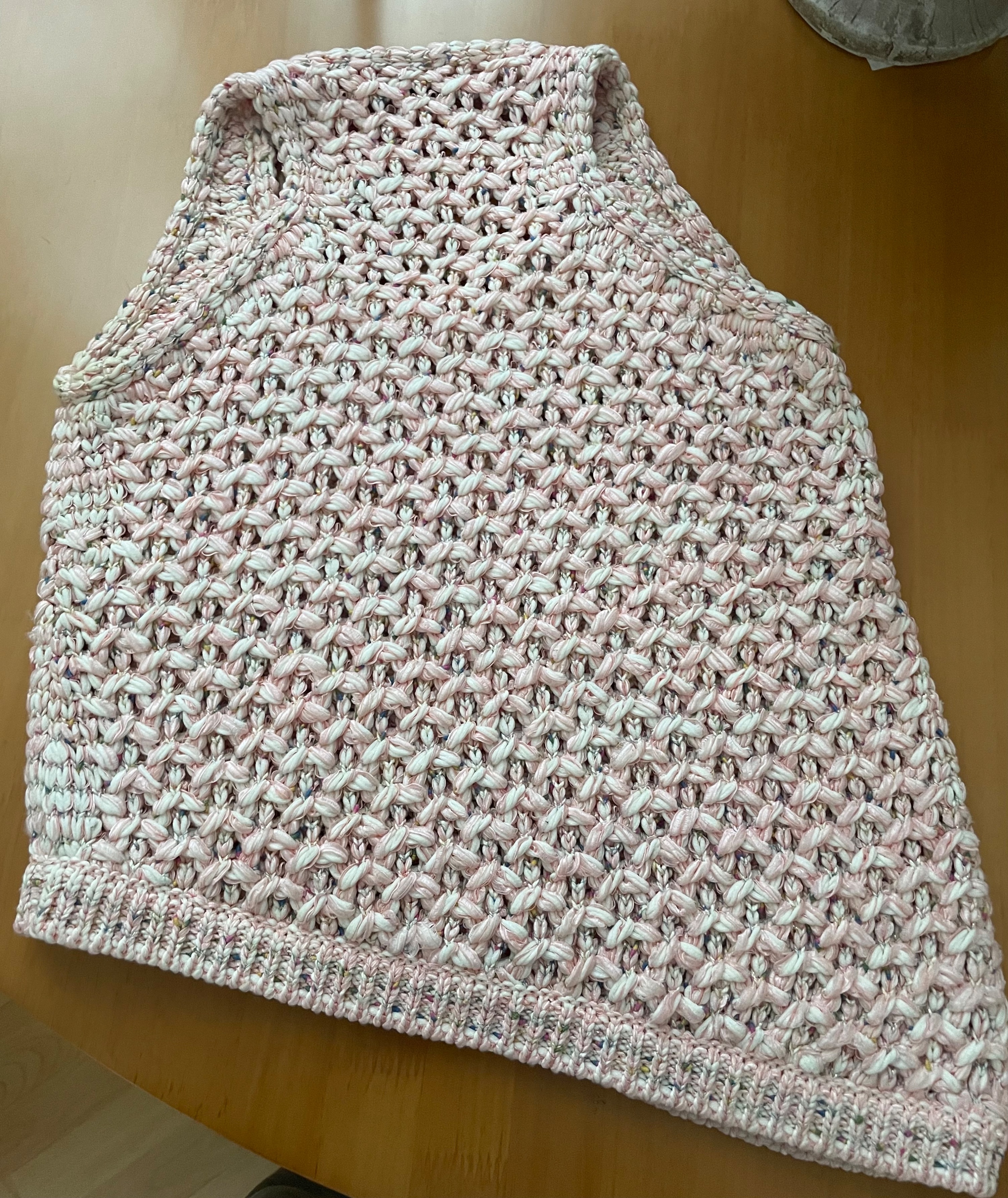 Preowned Chanel Pink Crochet Asymmetric Top Size 35 tweed/cotton