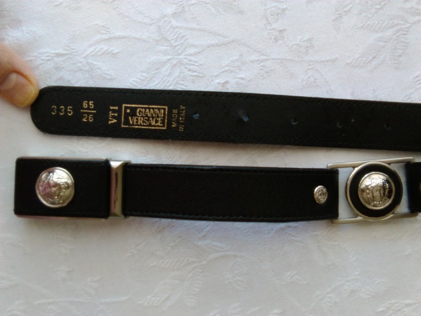 Preowned Gianni Versace vintage leather belt Size XXS Black