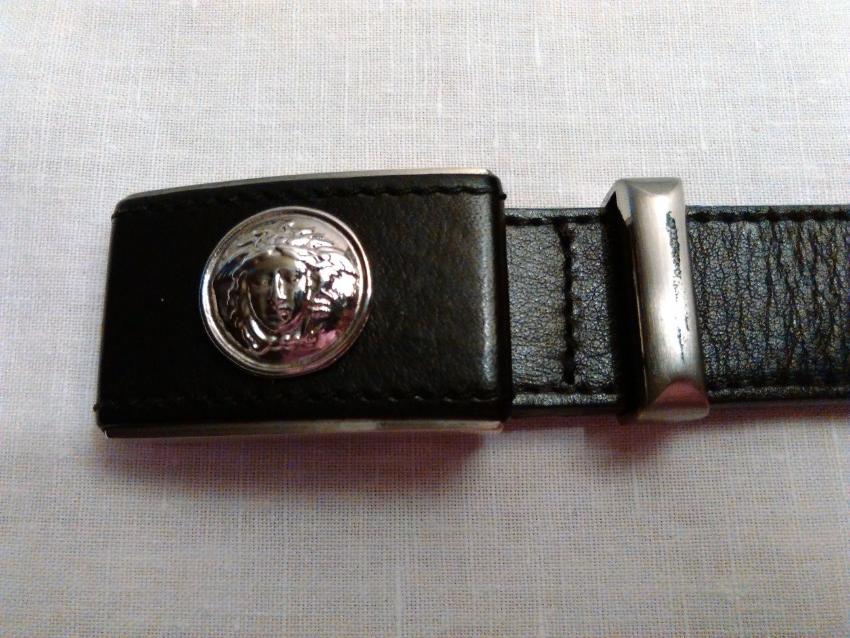 Preowned Gianni Versace vintage leather belt Size XXS Black