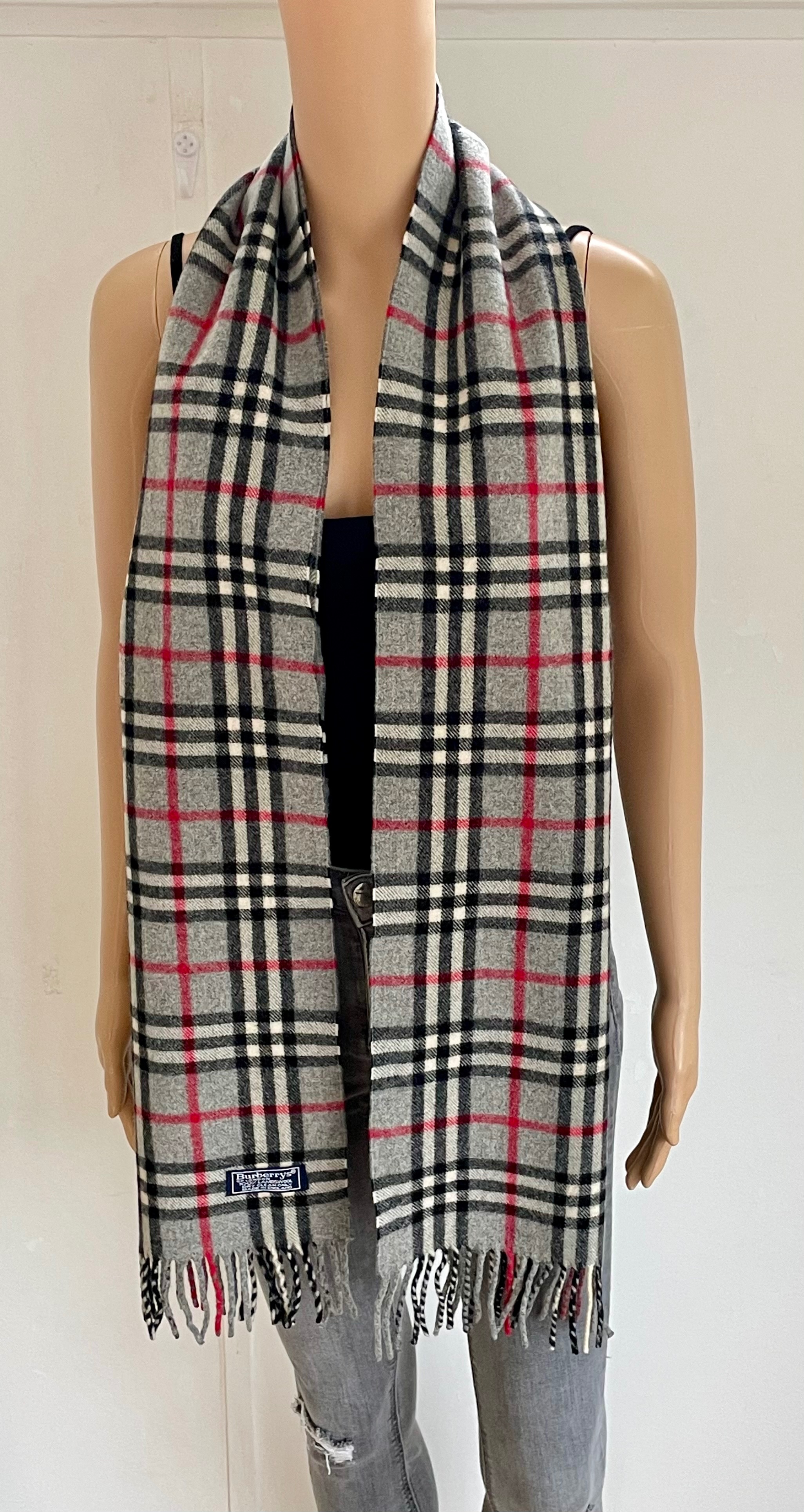 Burberry Grey Nova Check Wool Scarf Size L Pale grey, red  black lambswool