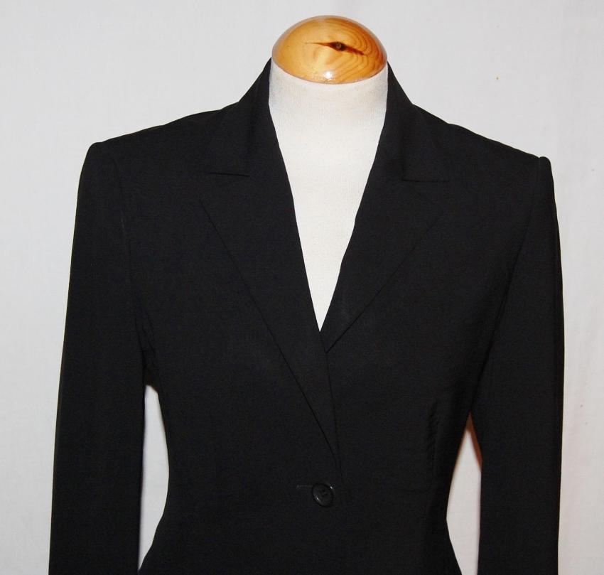 Preowned Hugo Boss black wool blend blazer Size S