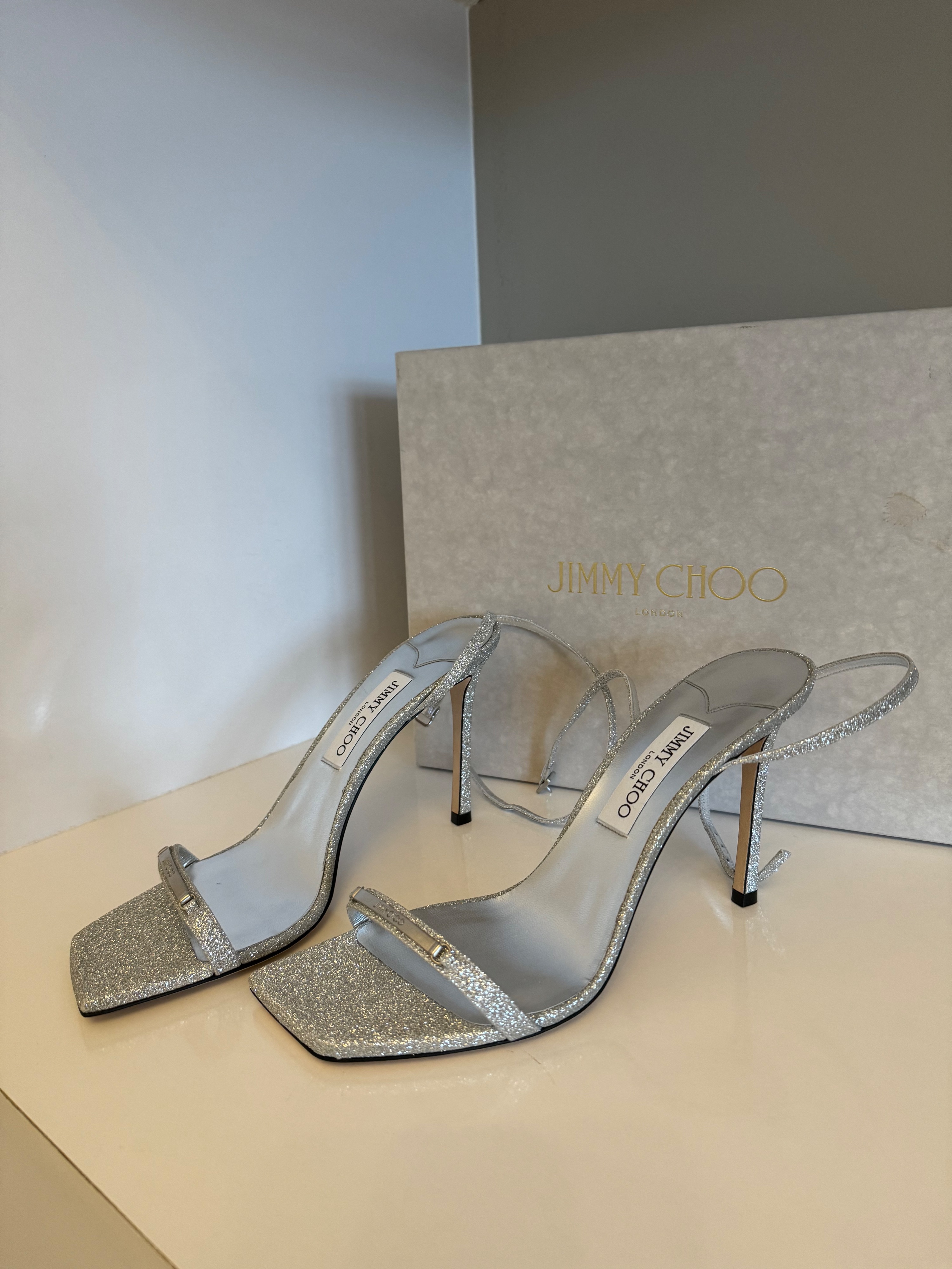 Jimmy Choo Silver Metallic Jaxon Sandals Size 41 leather