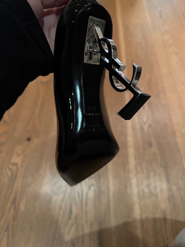 Saint Laurent Black Patent Opyum Heeled Pumps Size 375 leather