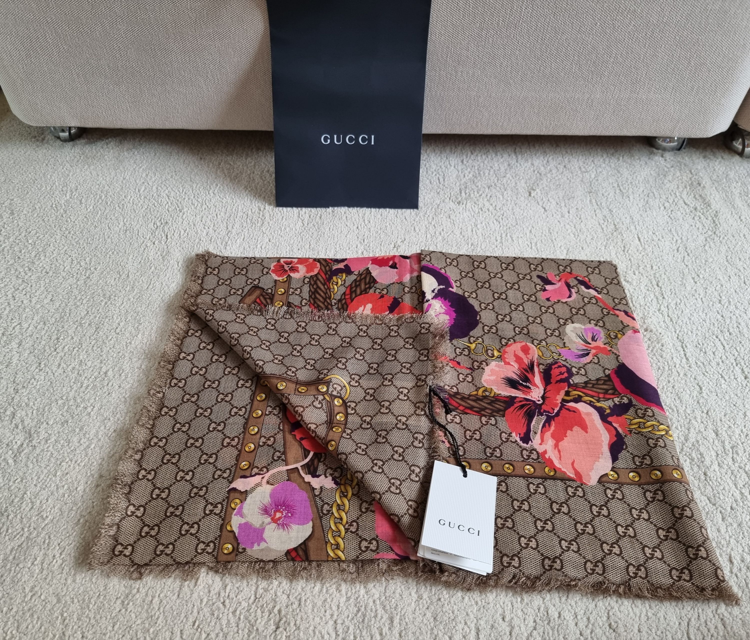 Gucci GG Oshibana Flowers Pink Scarf pink/beige virgin wool