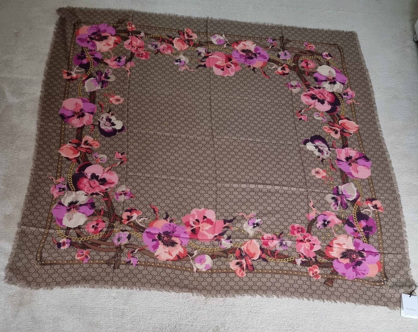 Gucci GG Oshibana Flowers Pink Scarf pink/beige virgin wool