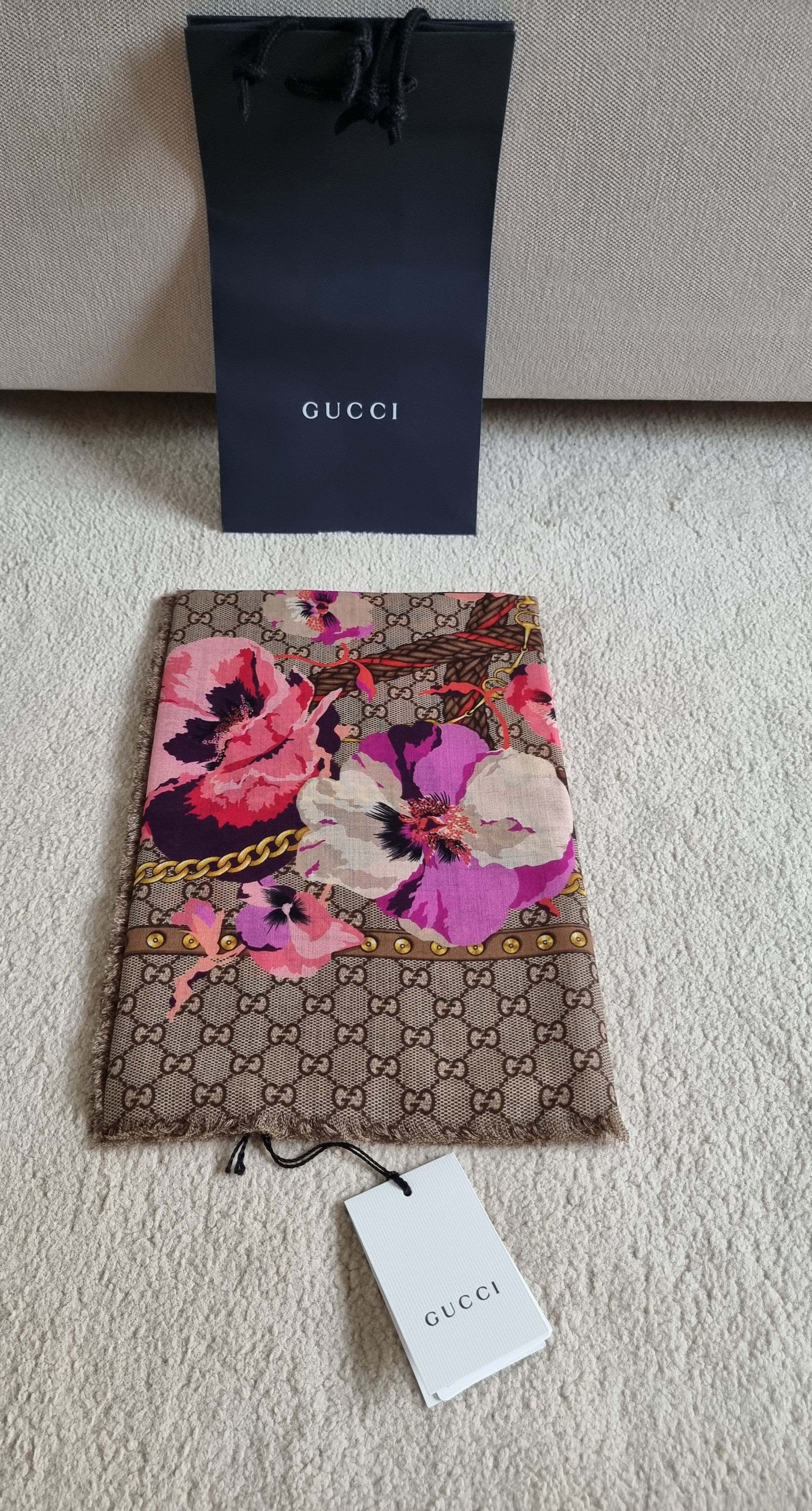 Gucci GG Oshibana Flowers Pink Scarf pink/beige virgin wool