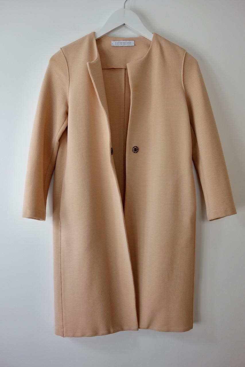 Preowned Harris Wharf Pink Cotton Collarless Coat Size S Pale Pink no fabric composition label/feels like cotton blend