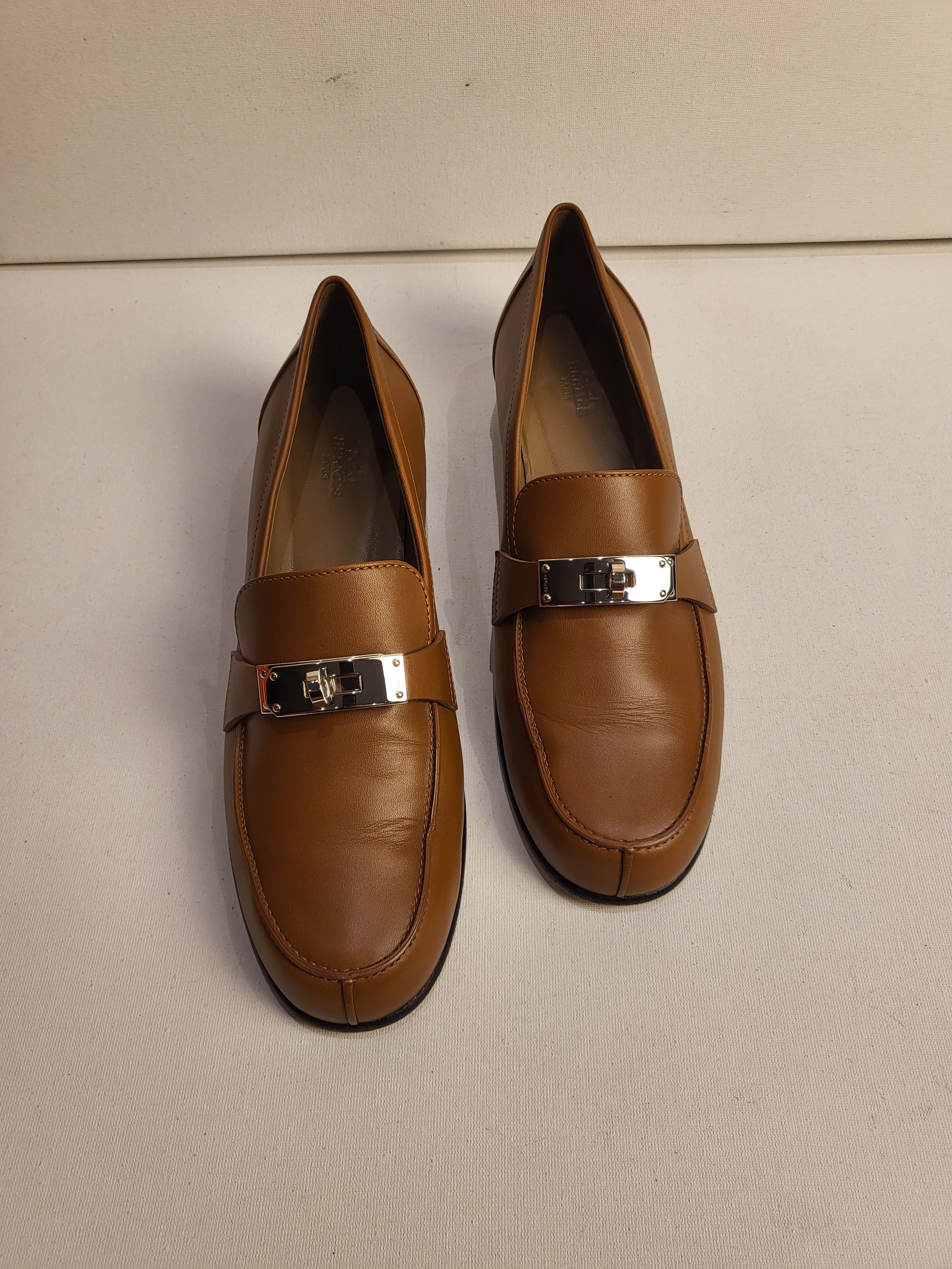 Preowned Hermes Naturel H Destin Loafers Size 39 Brown leather