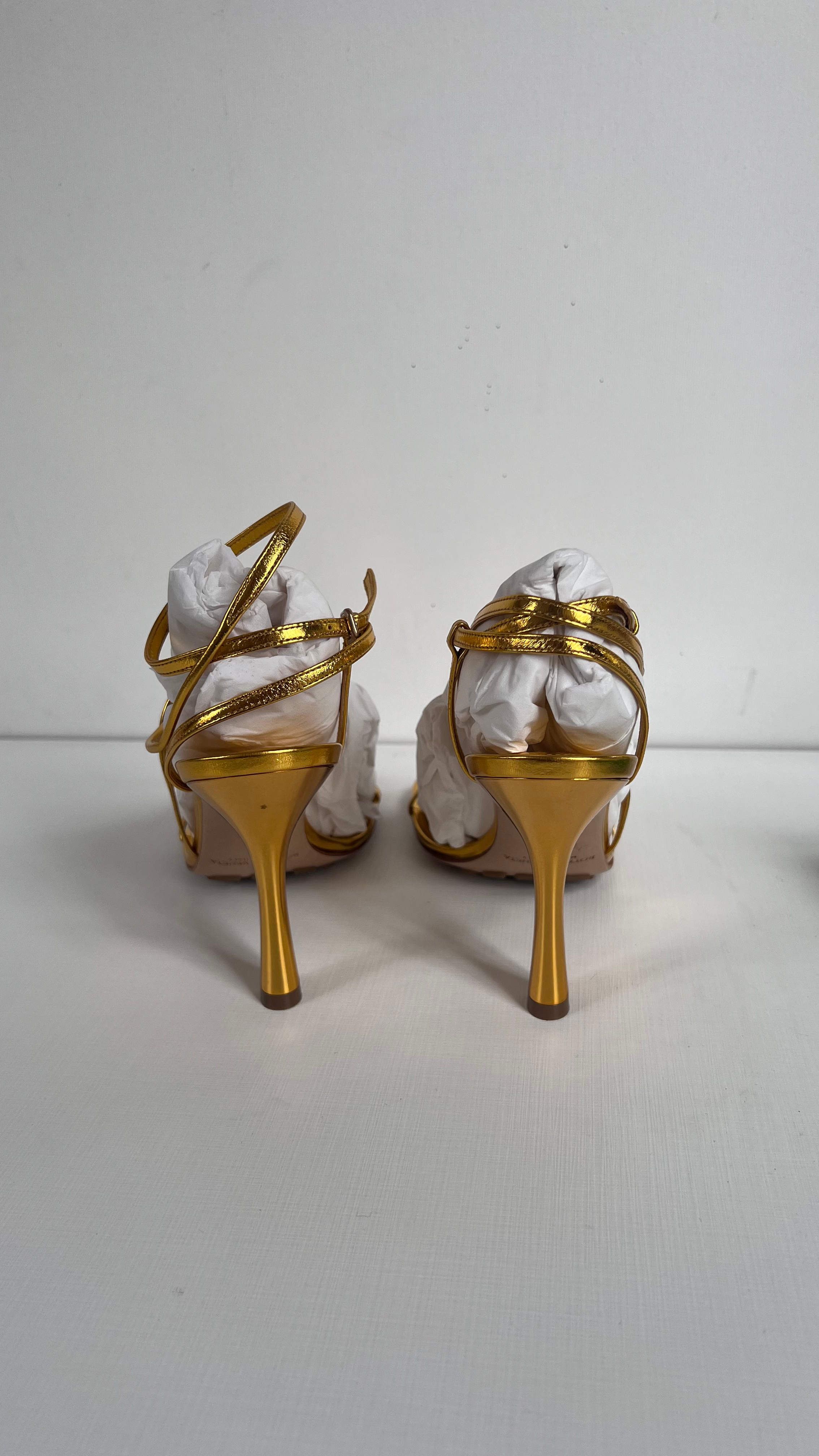 Bottega Veneta Gold Leather Line Sandals Size 39