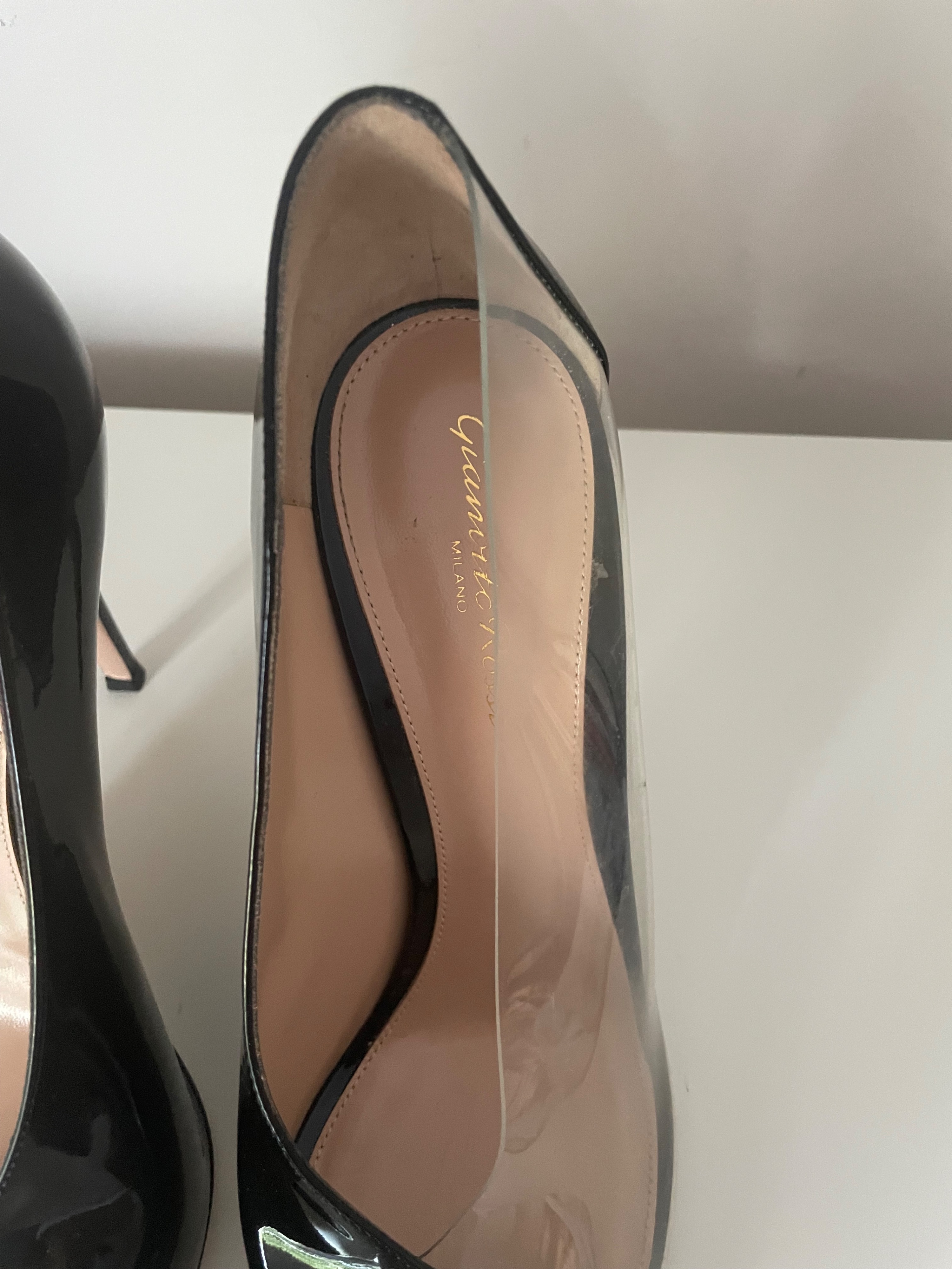 Preowned Gianvito Rossi Black Patent And Perspex Pumps Size 40 patent leather