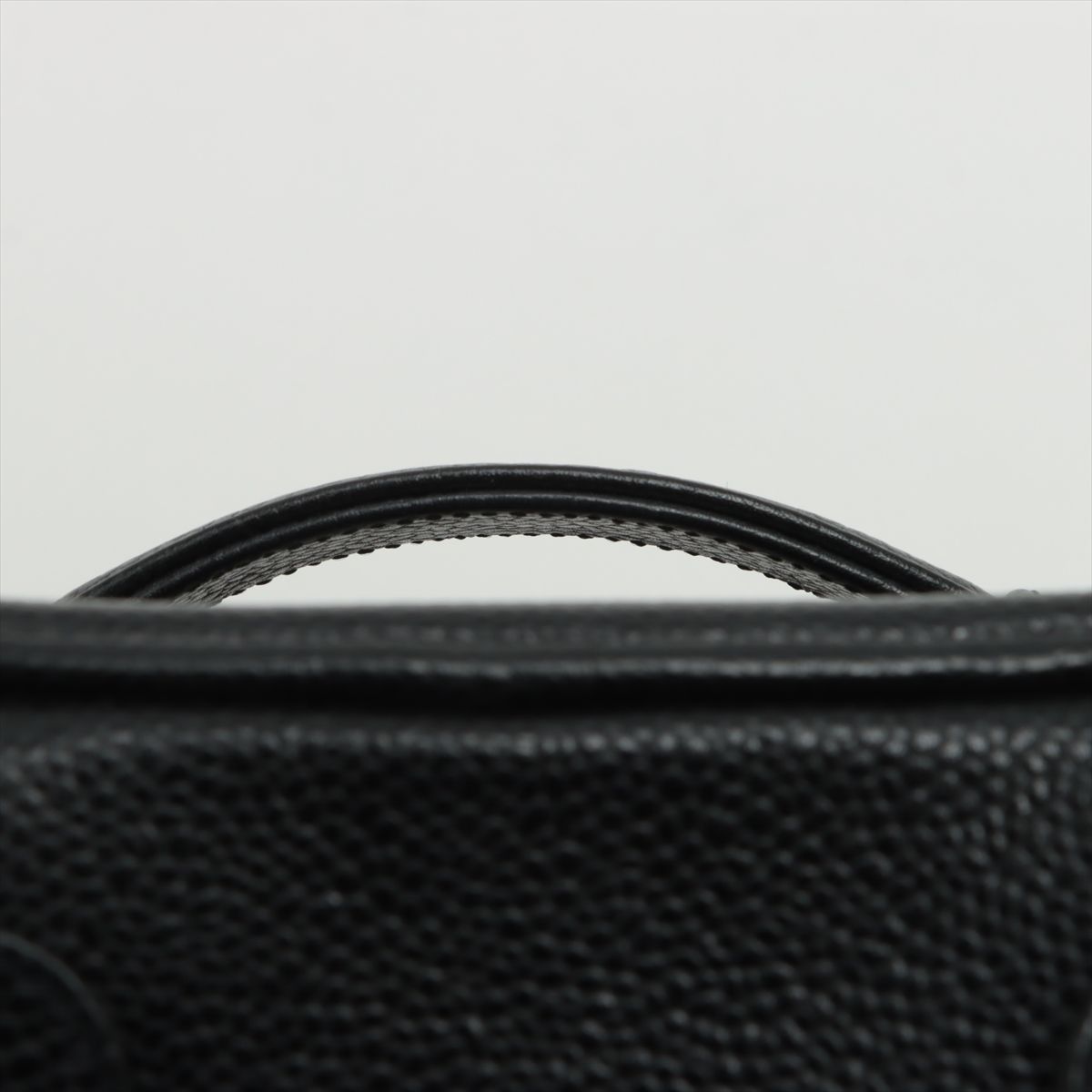 Preowned Chanel Caviar CC Vanity Bag Black leather