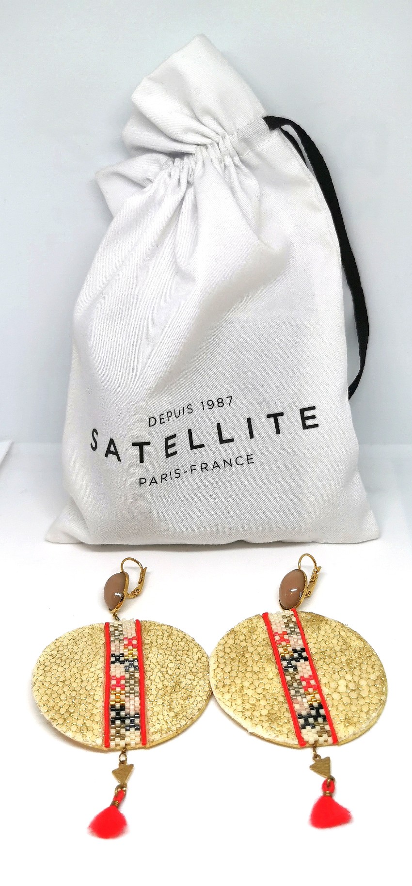 Satellite Paris beaded cabochon disc drop earrings Beige/Nude bead/fabric