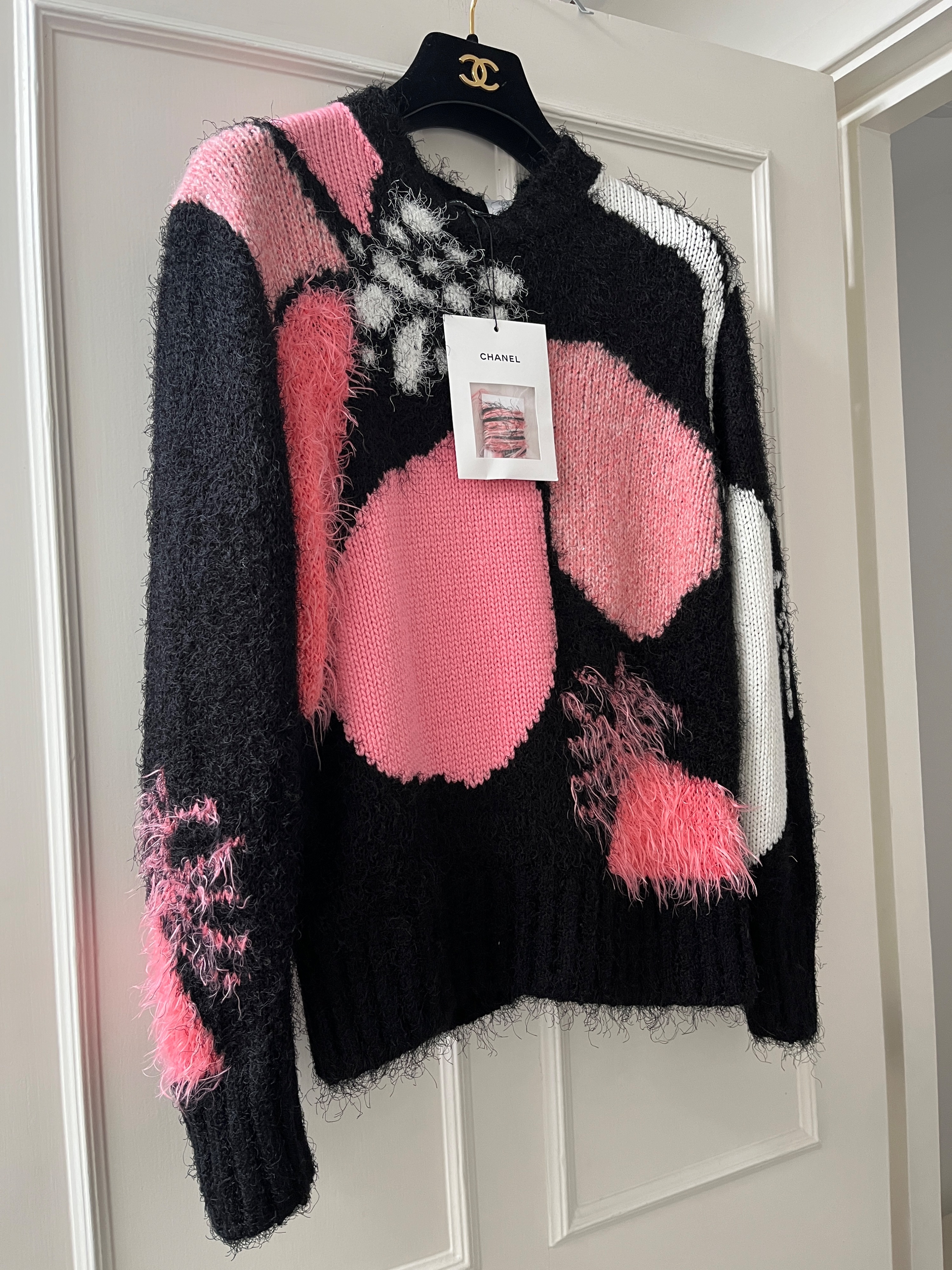 Chanel Black Floral Cashmere Jumper Size XS Black pink cashmere mix