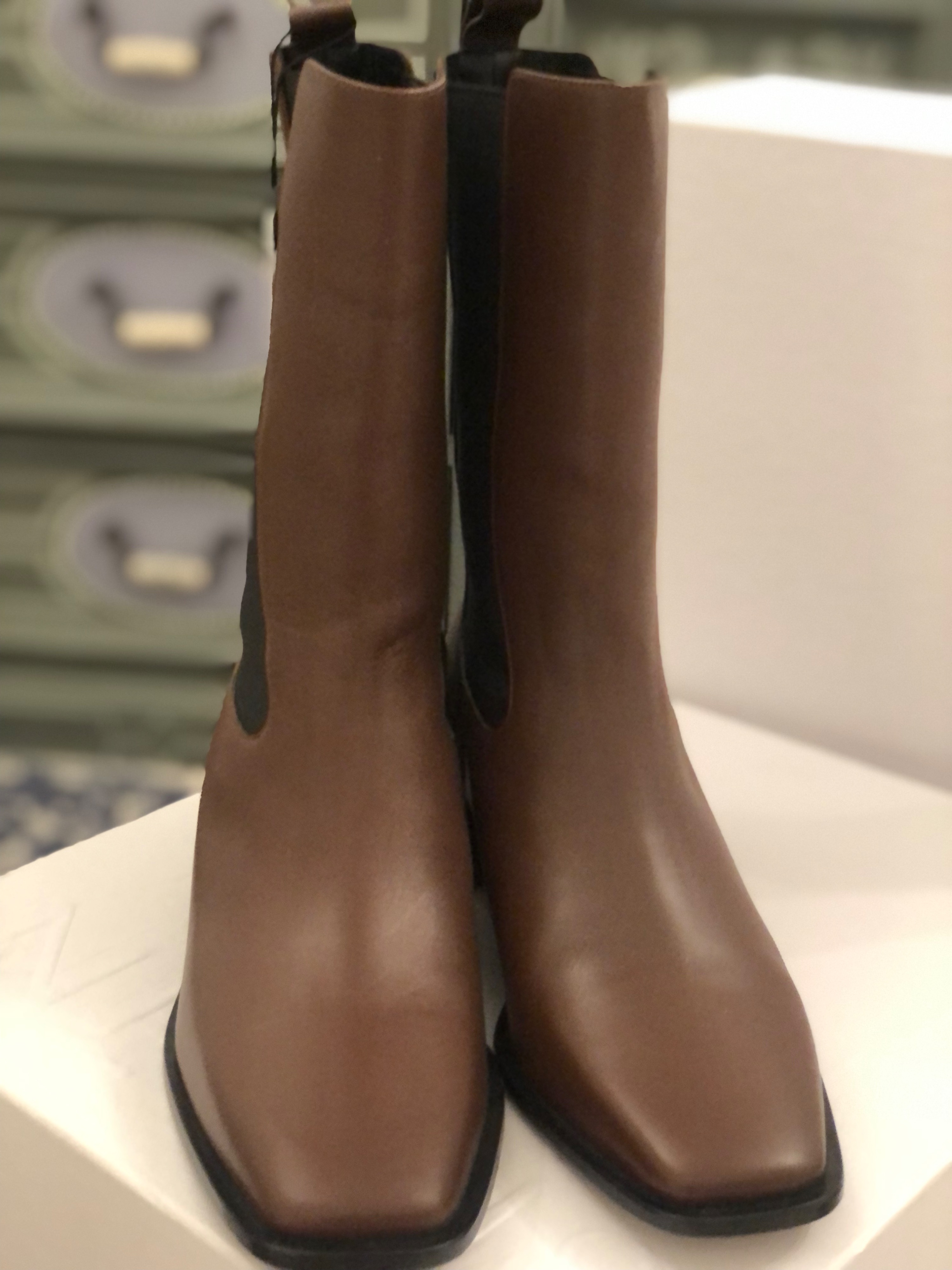 Neous Brown Leather Mid-Length Chelsea Boots Size 405 Dark brown and Black kid leather