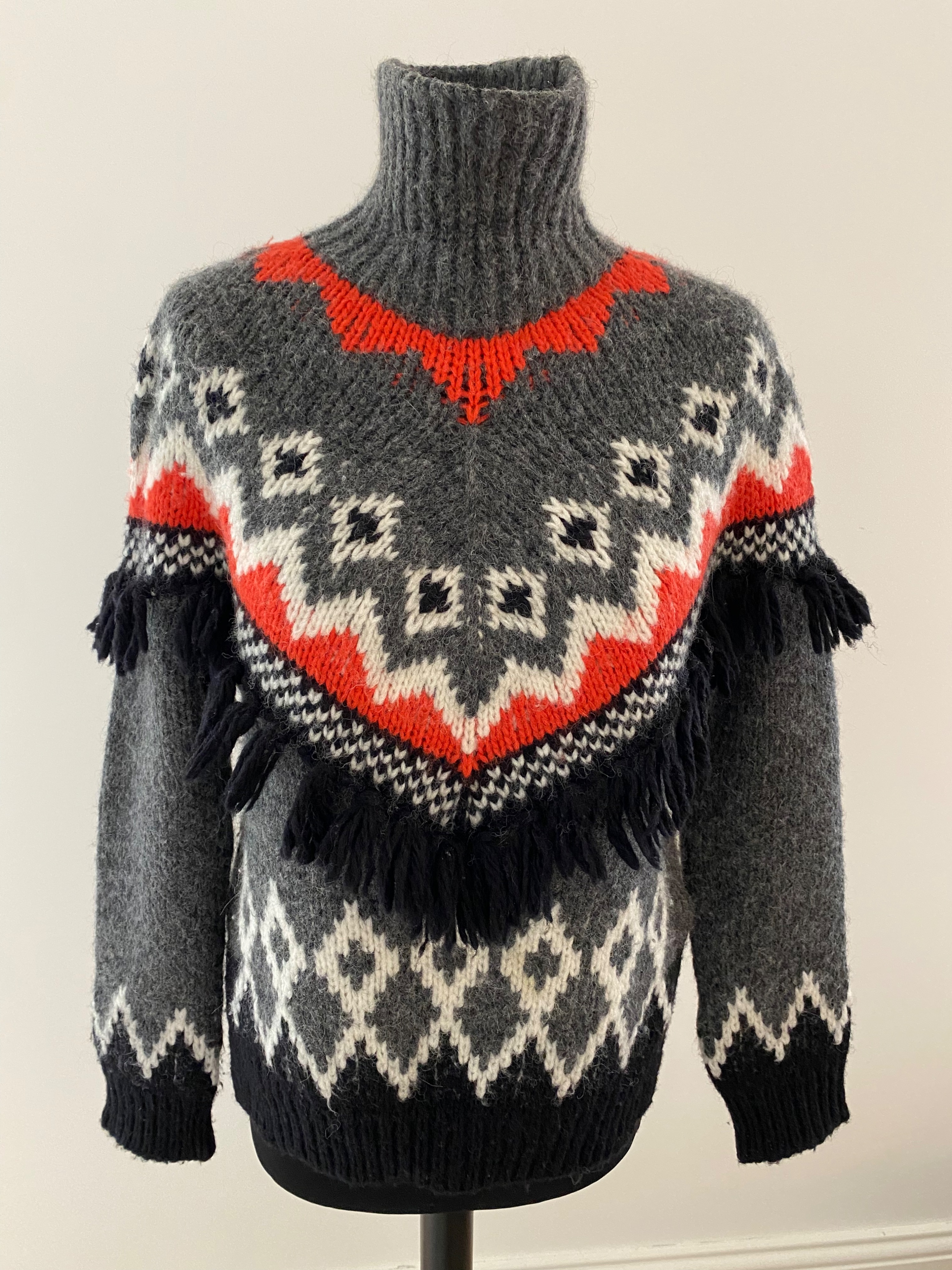 Moncler intarsia patterned fringed jumper Size S Grey  Orange  Black wool