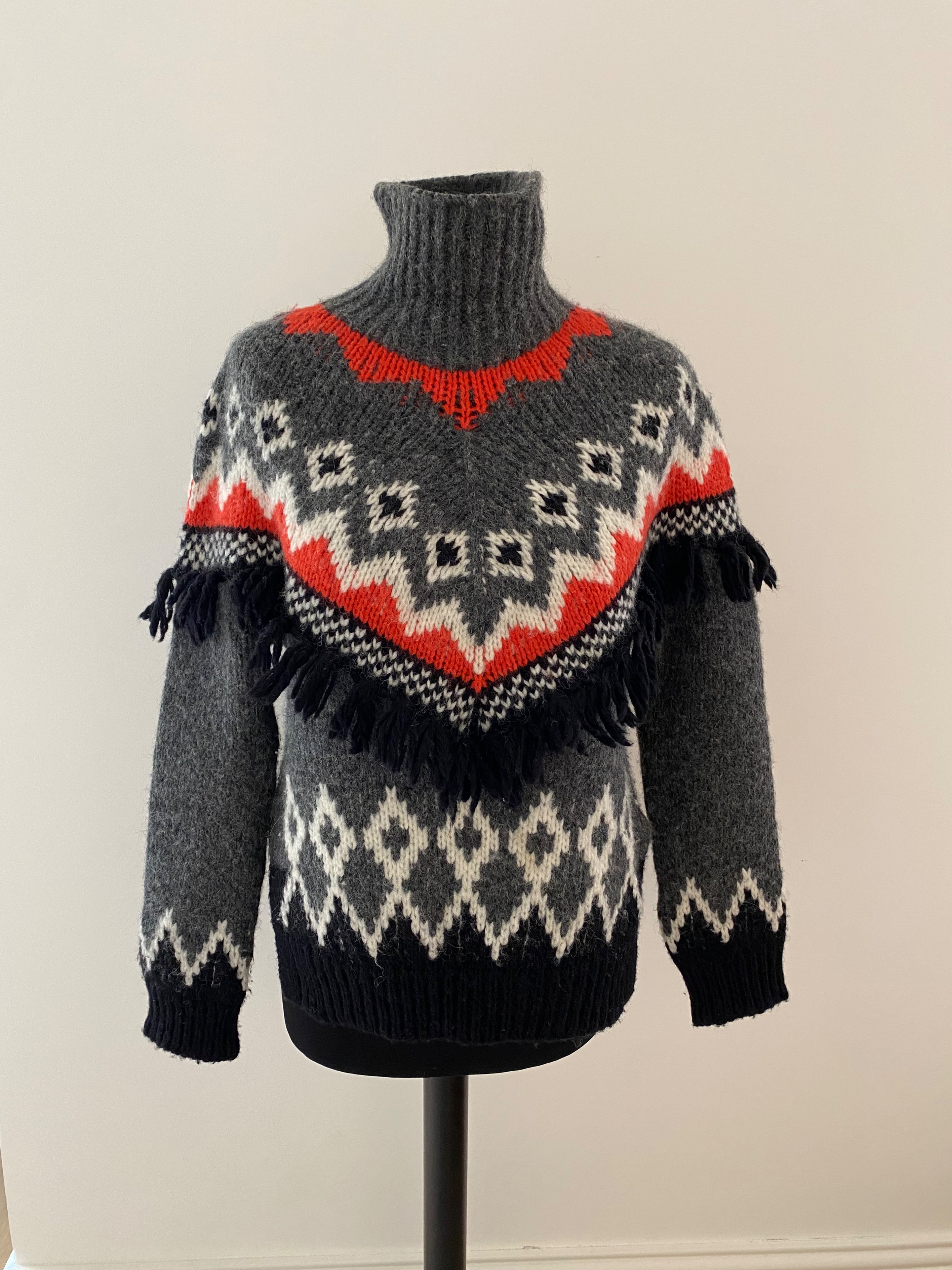 Moncler intarsia patterned fringed jumper Size S Grey  Orange  Black wool