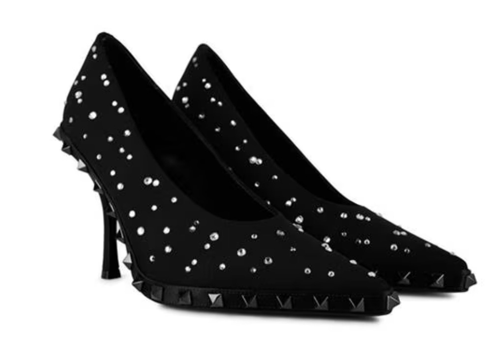 Valentino Black Rockstud Embellished Pumps Size 37 Black with Crystal Embellishments upper/fabric/crystal embellishments