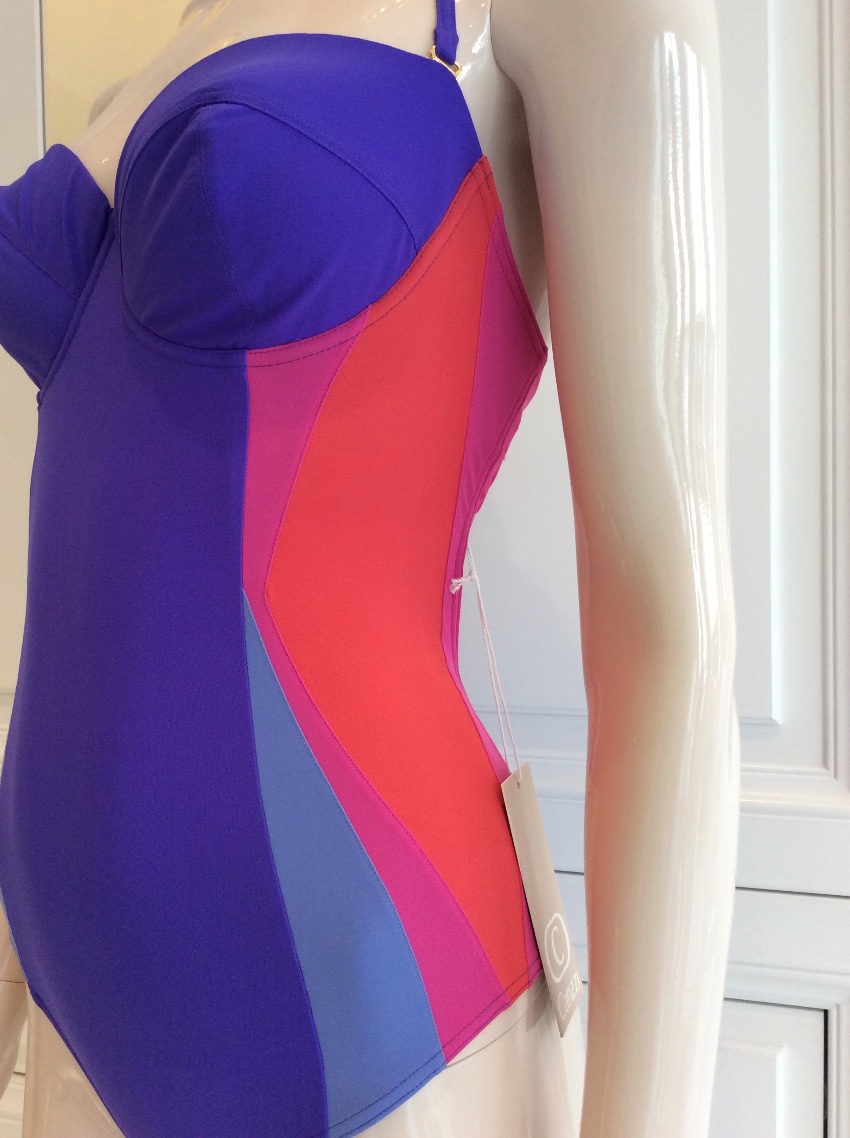 Carizzi Dorothy cup-sized one piece swimsuit Size M Purple lycra